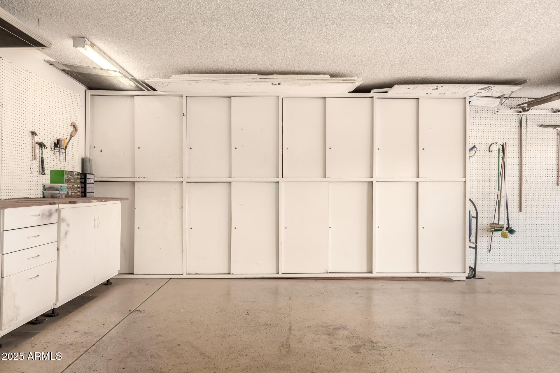 Mesa, Arizona, 85206, United States, 3 Bedrooms Bedrooms, ,2 BathroomsBathrooms,Residential,For Sale,1983332