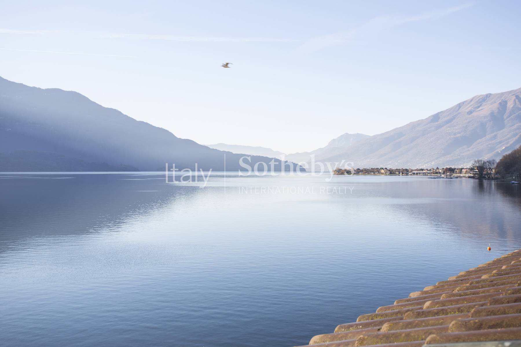  Newly built villa with swimming pool and lake view - 物件實景