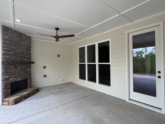 Carrollton, Georgia, 30116, United States, 5 Bedrooms Bedrooms, ,4 BathroomsBathrooms,Residential,For Sale,1909429