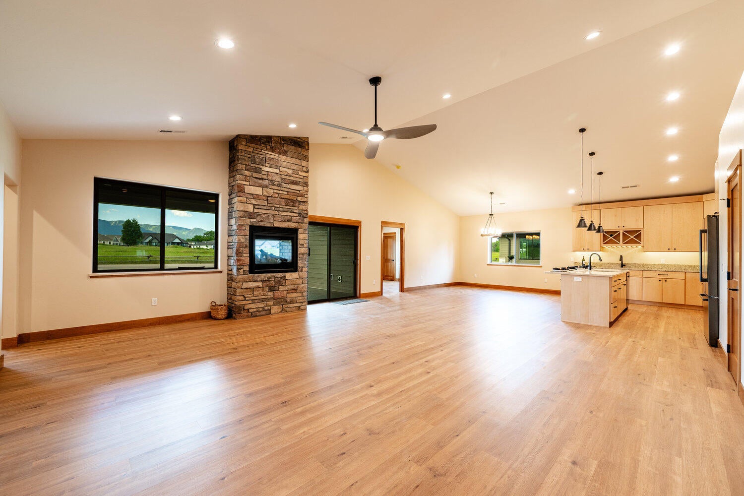 Sheridan, Wyoming, 82801, United States, 4 Bedrooms Bedrooms, ,3 BathroomsBathrooms,Residential,For Sale,1981646