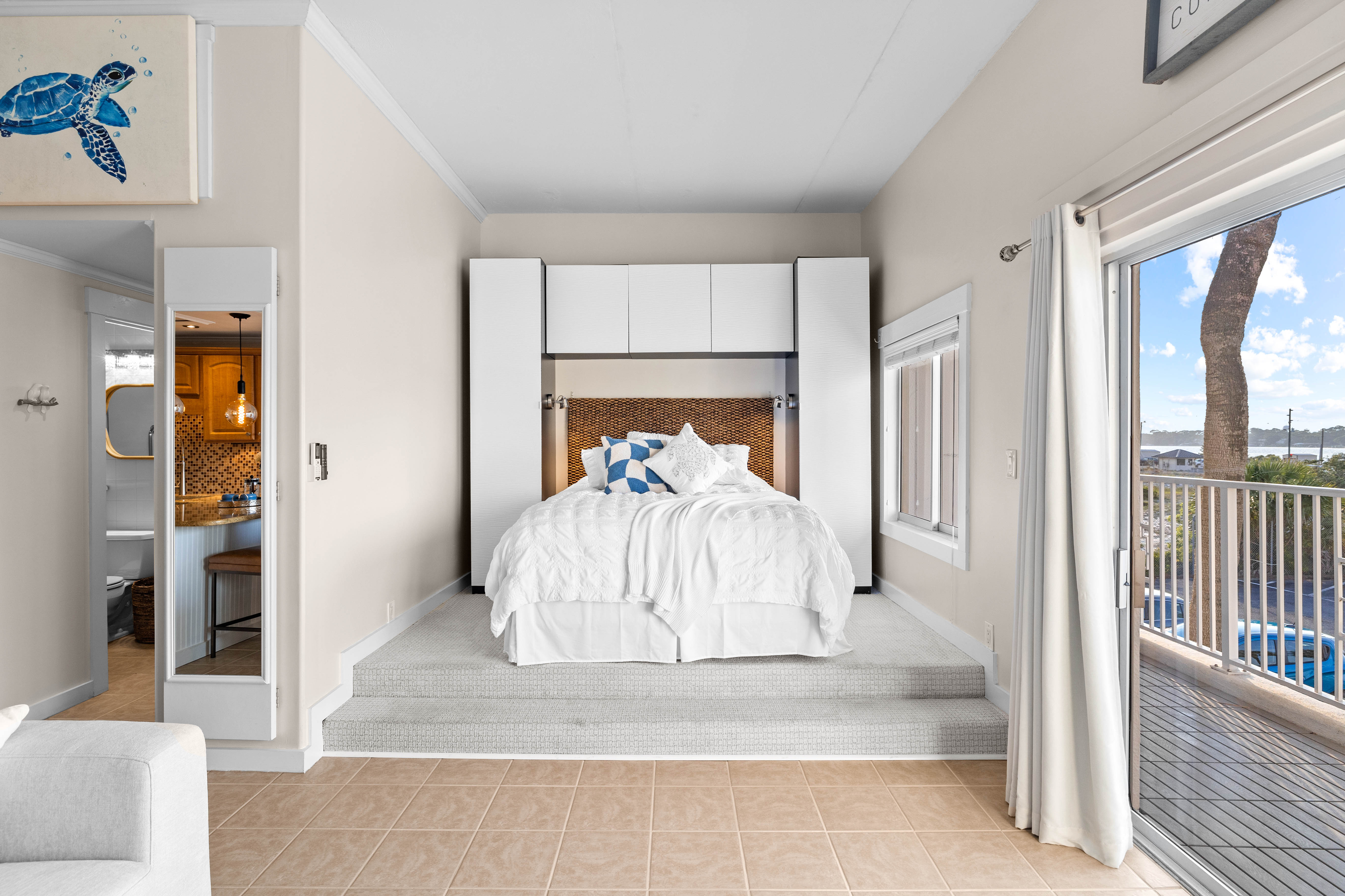  Top-Floor Studio Condo Ideal As Vacation Home Or Rental Investment - 物件實景