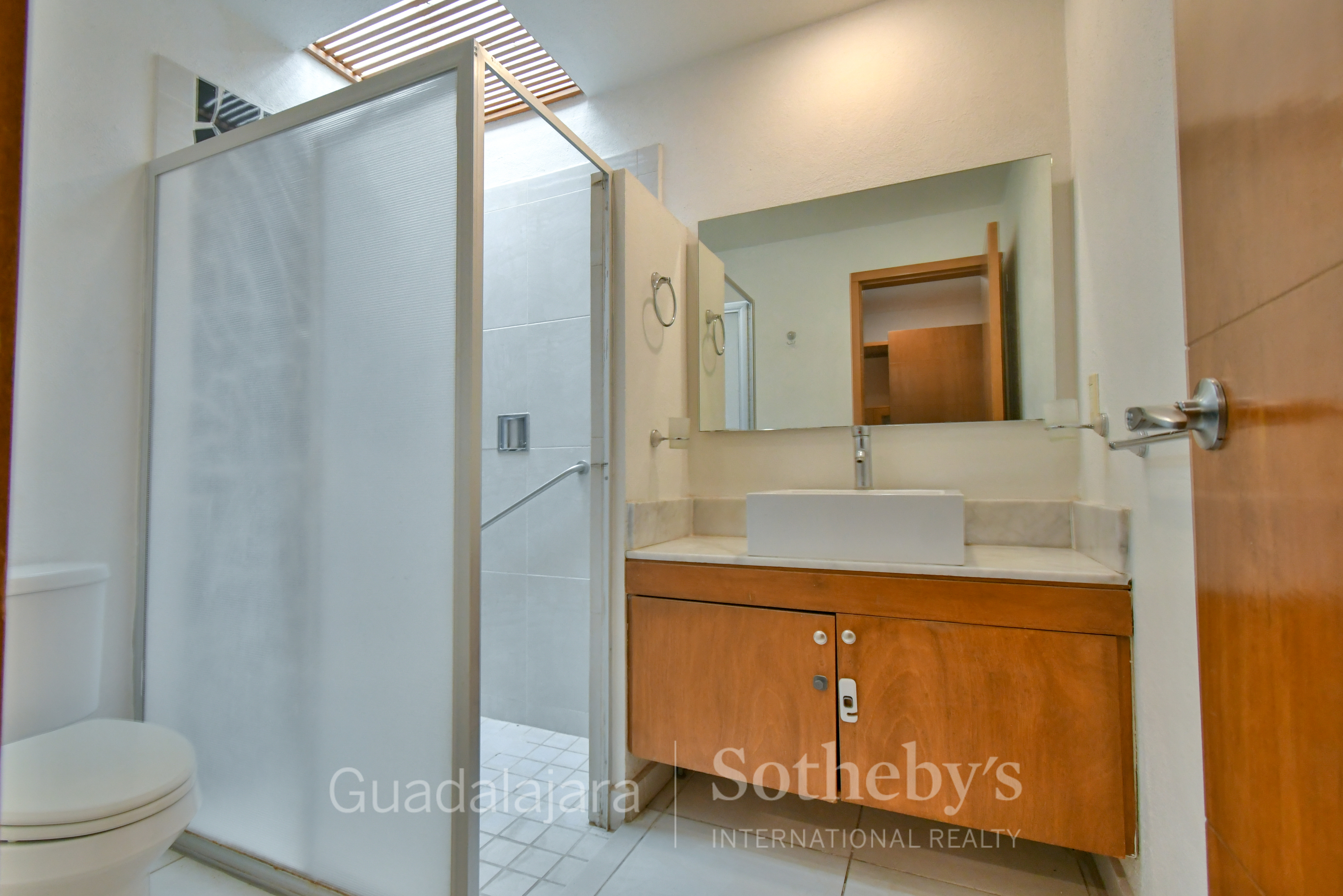  Casa duplex en condominio Puerta del Valle en venta - 物件實景