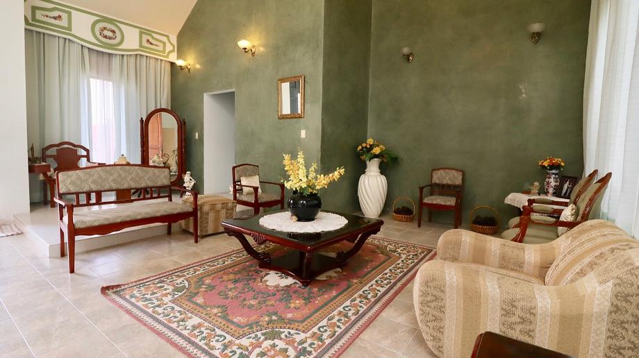 Cumbres de Morelia, Morelia, Michoacán de Ocampo, 58278, Mexico, 5 Bedrooms Bedrooms, ,4 BathroomsBathrooms,Residential,For Sale,Cumbres de Morelia,1615409