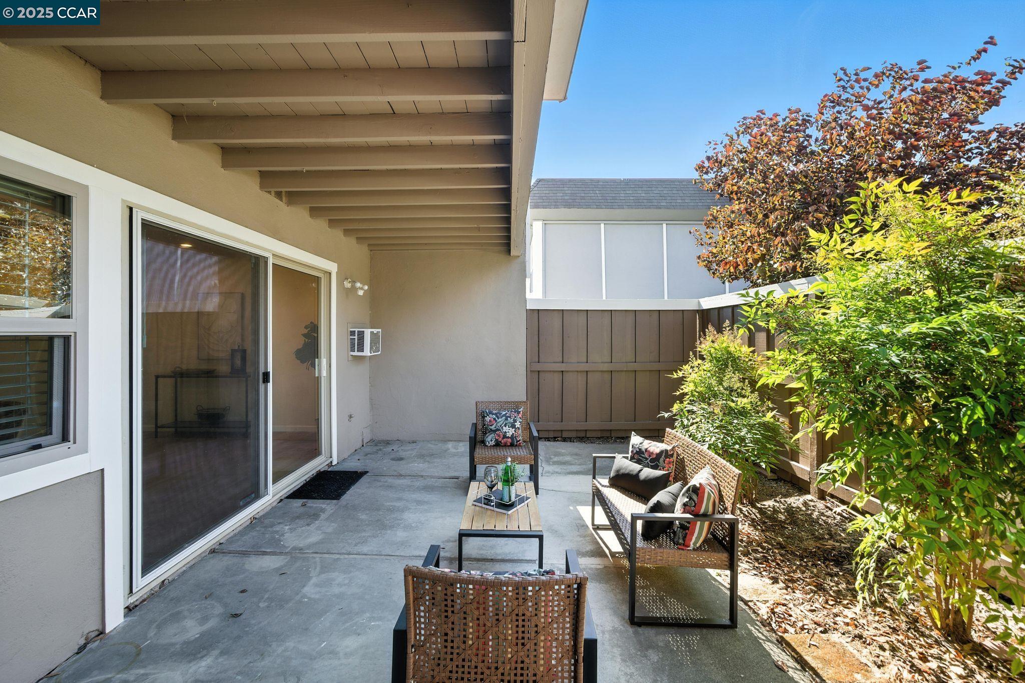 Concord, California, 94518, United States, 3 Bedrooms Bedrooms, ,2 BathroomsBathrooms,Residential,For Sale,1903400