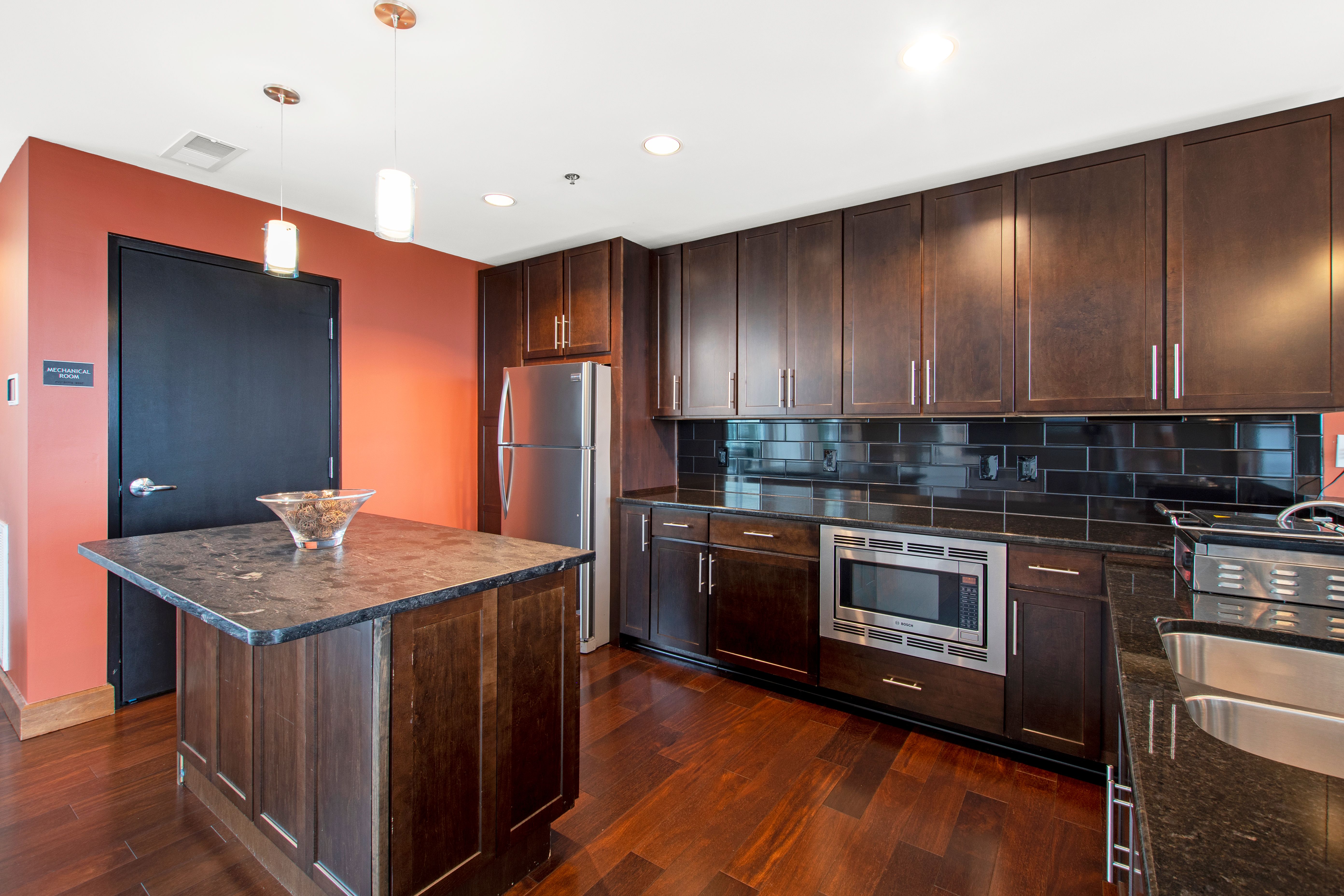  140 W. Franklin Street, Chapel Hill, NC 27514 - 物件實景