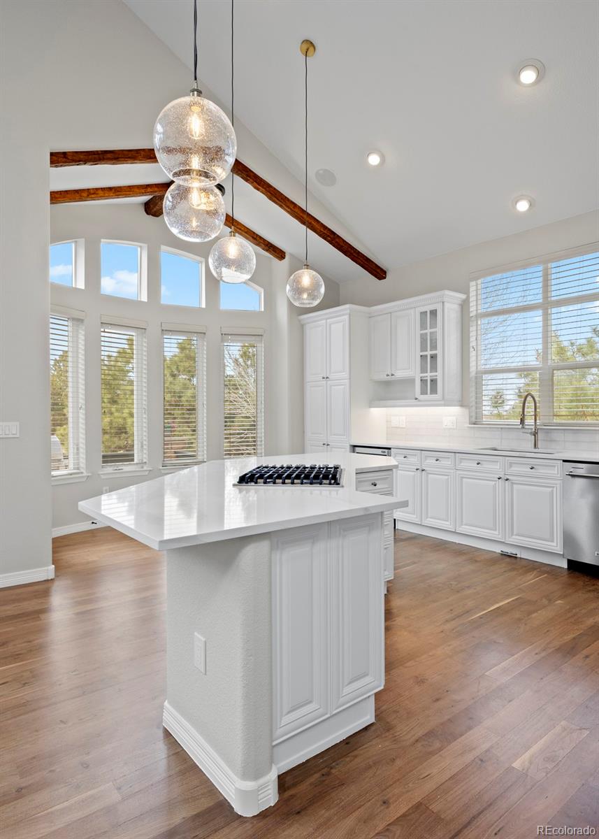 Castle Pines, Colorado, 80108, United States, 5 Bedrooms Bedrooms, ,4 BathroomsBathrooms,Residential,For Sale,2002261