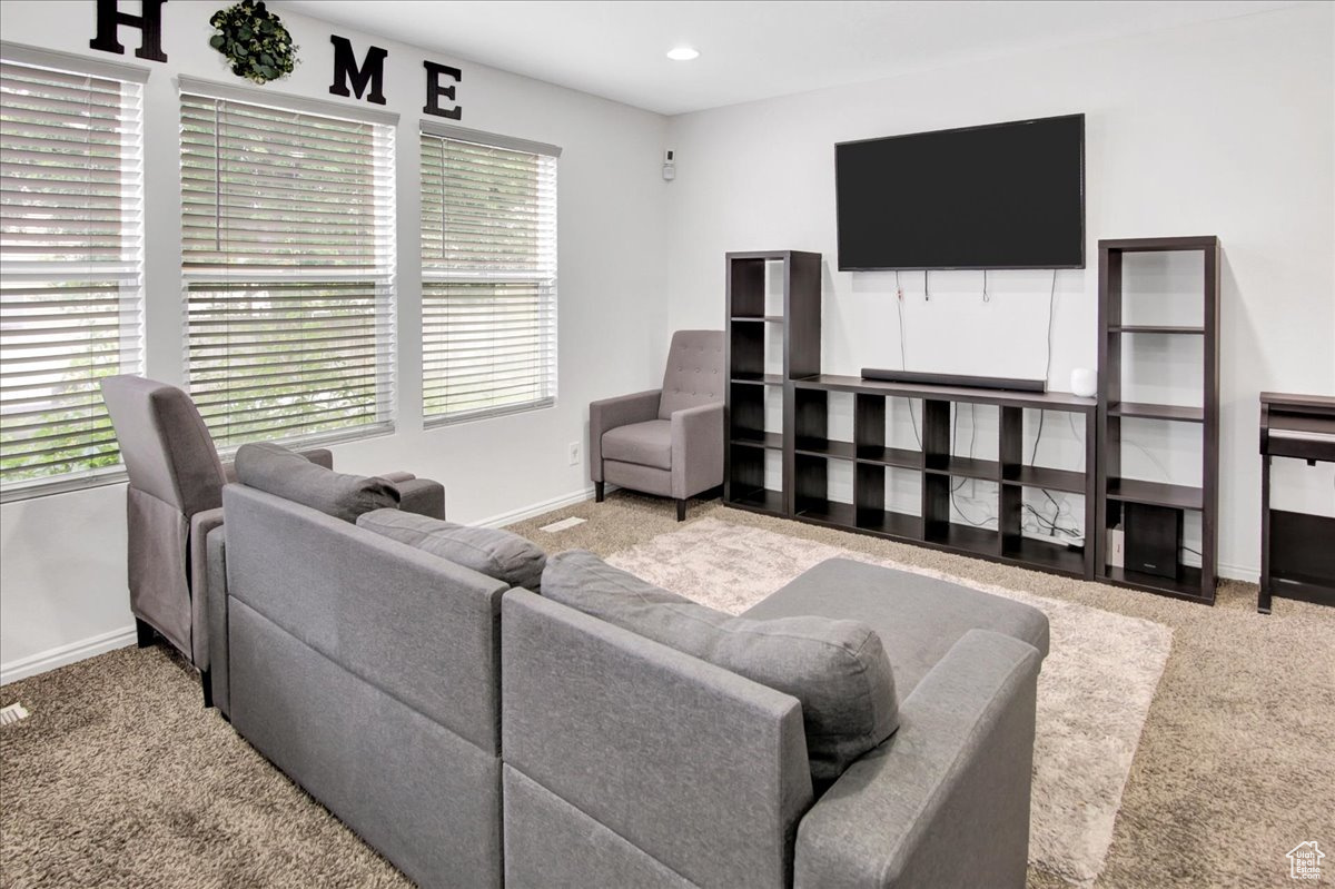 Woods Cross, Utah, 84087, United States, 3 Bedrooms Bedrooms, ,3 BathroomsBathrooms,Residential,For Sale,1932982