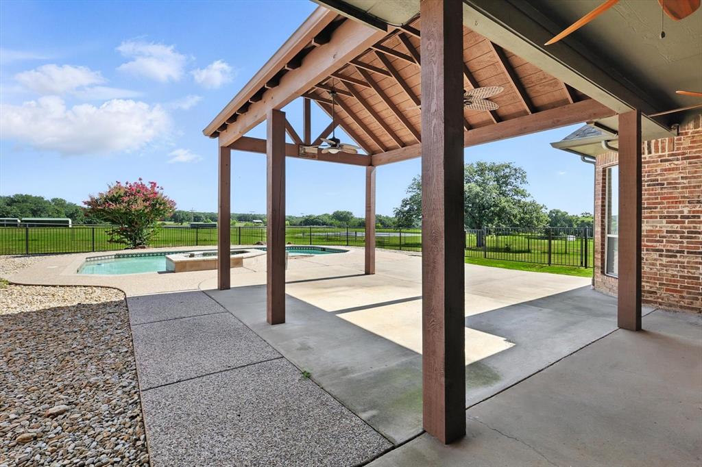 Pilot Point, Texas, 76258, United States, 5 Bedrooms Bedrooms, ,4 BathroomsBathrooms,Residential,For Sale,1980734