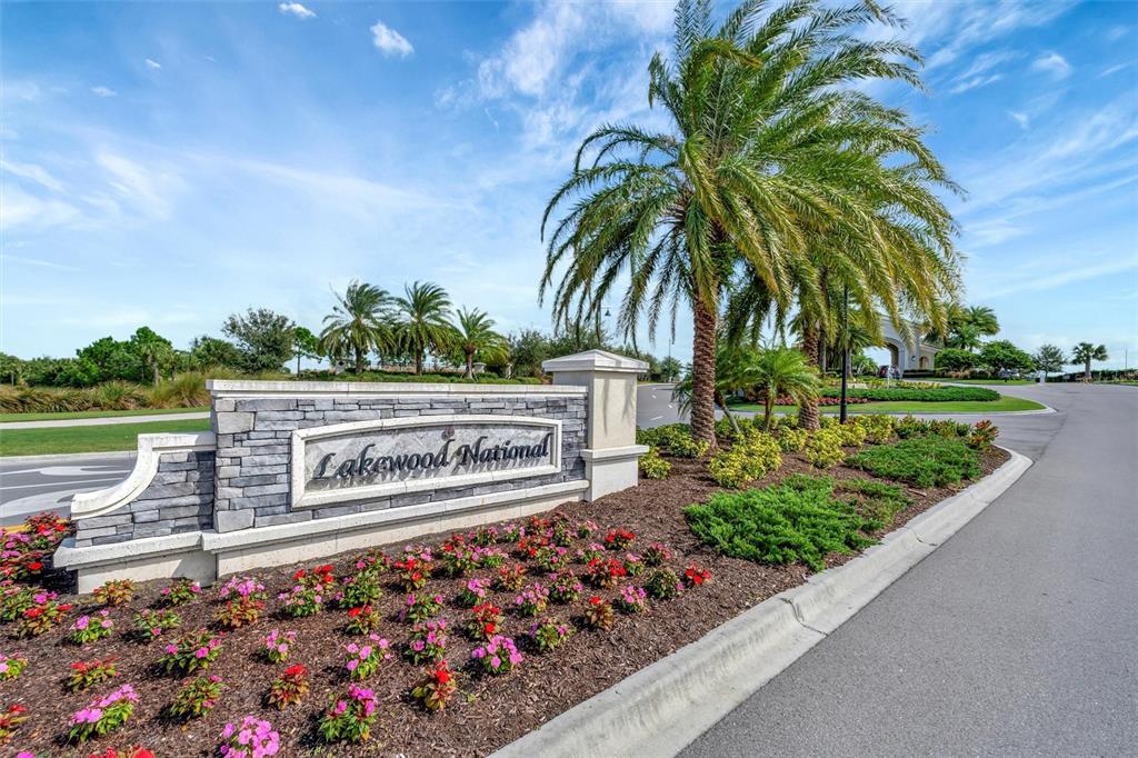 Bradenton, Florida, 34211, United States, 3 Bedrooms Bedrooms, ,2 BathroomsBathrooms,Residential,For Sale,1995984