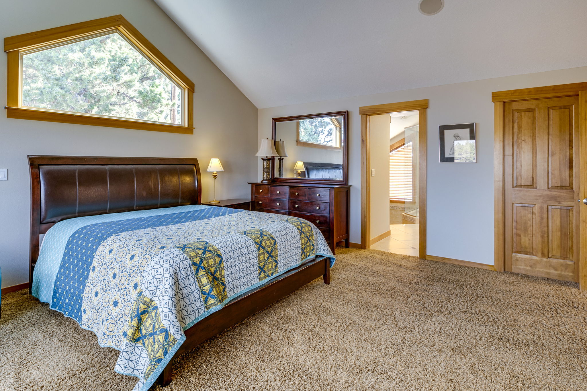 1841 NW 57th Way, Redmond, Oregon, 97756, United States, 4 Bedrooms Bedrooms, ,5 BathroomsBathrooms,Residential,For Sale,1841 NW 57th Way,1617281