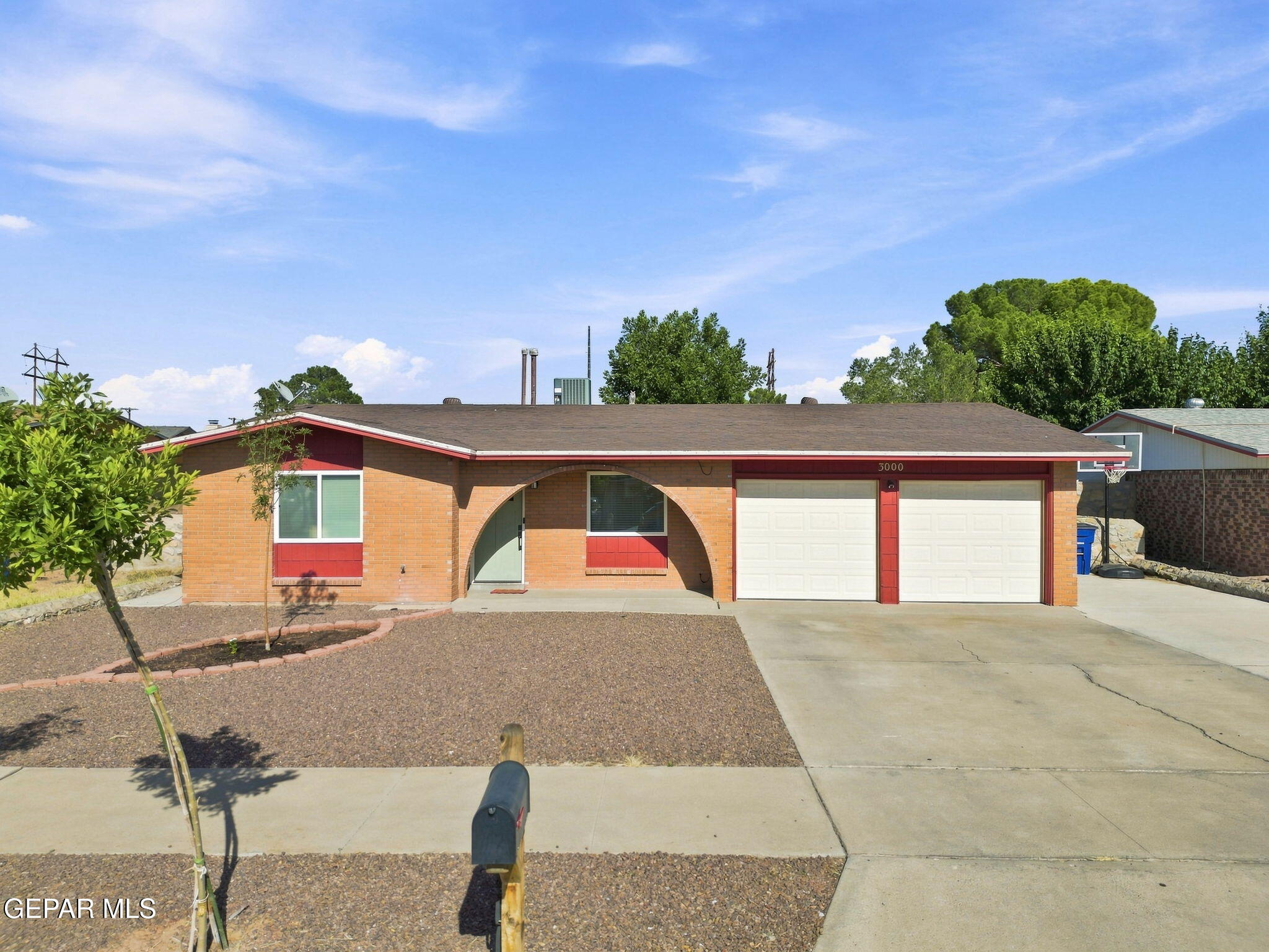 Sea Breeze Dr, El Paso, TX 79936