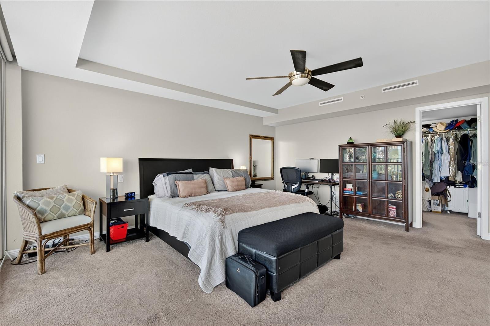 CLEARWATER BEACH, Florida, 33767, United States, 2 Bedrooms Bedrooms, ,2 BathroomsBathrooms,Residential,For Sale,1998949