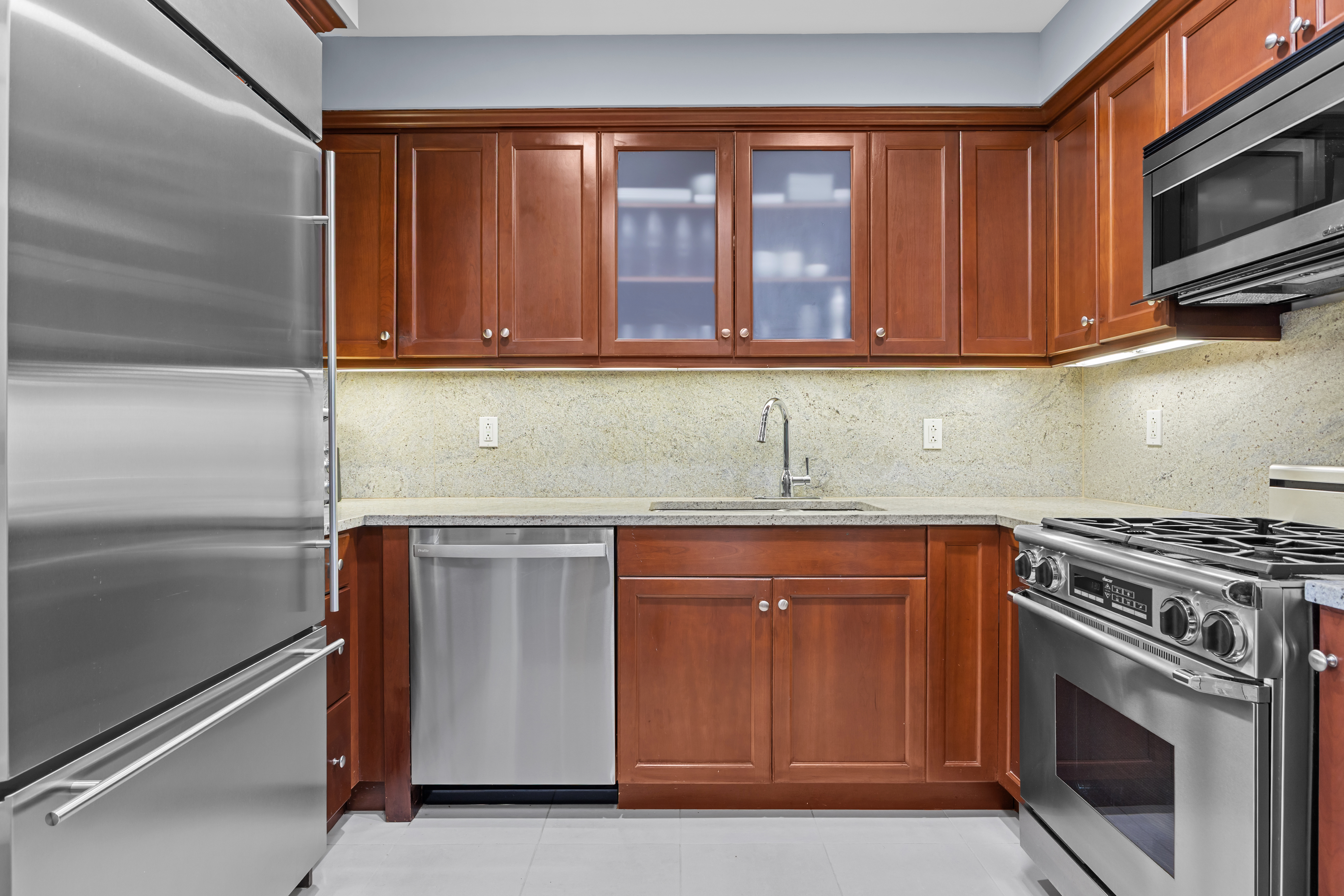  10 City Place - 物件實景