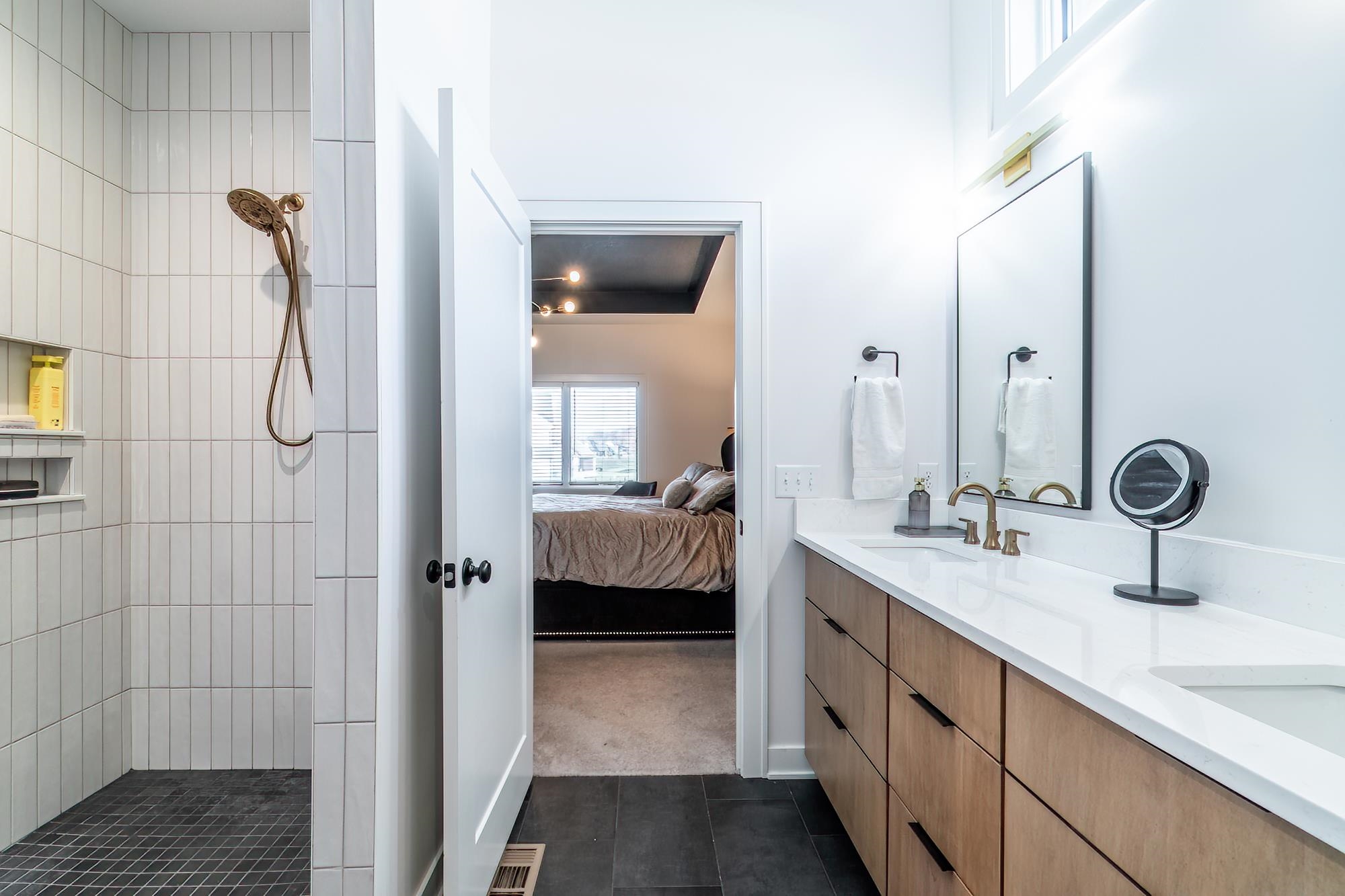 Fort Wayne, Indiana, 46845, United States, 4 Bedrooms Bedrooms, ,4 BathroomsBathrooms,Residential,For Sale,1988190