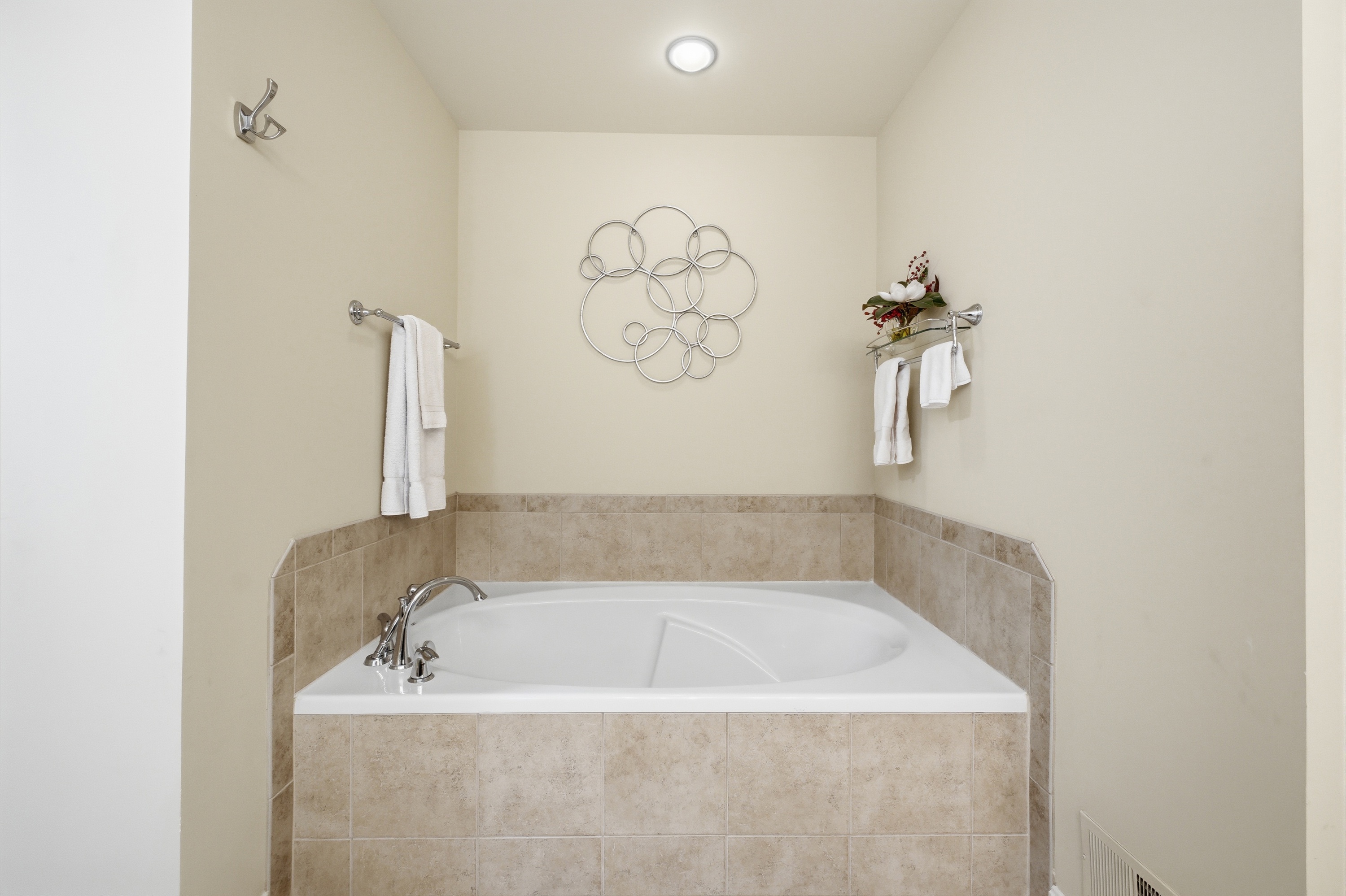  11201 Hammond Drive, Louisville, KY 40241 - 物件實景