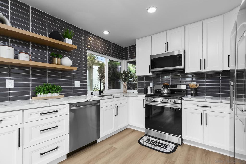 San Diego, California, 92111, United States, 3 Bedrooms Bedrooms, ,3 BathroomsBathrooms,Residential,For Sale,2010318