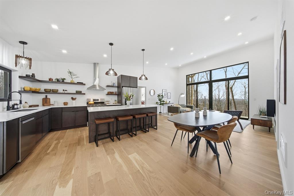 Neversink, New York, 12765, United States, 3 Bedrooms Bedrooms, ,2 BathroomsBathrooms,Residential,For Sale,2010737