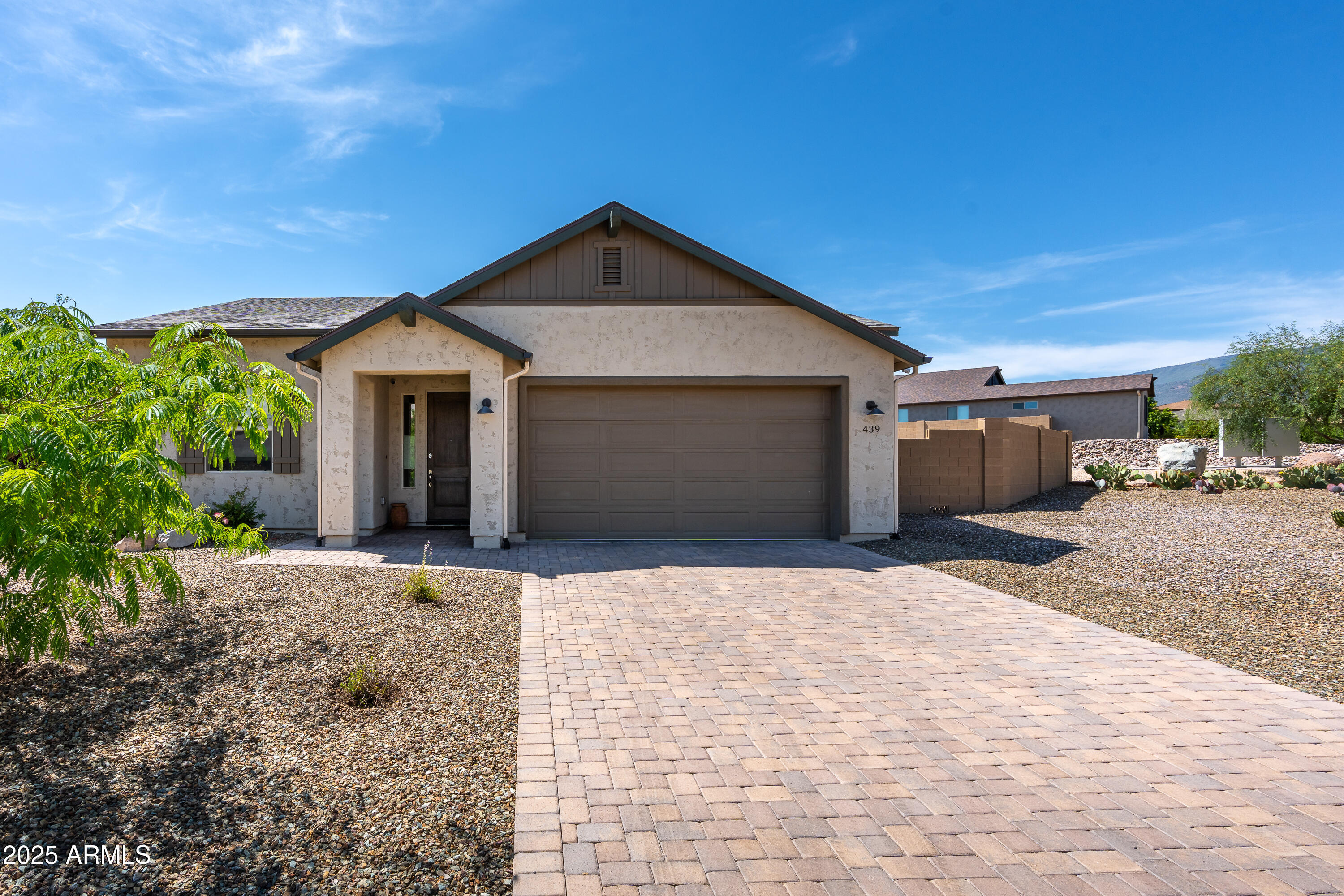 Clarkdale, Arizona, 86324, United States, 2 Bedrooms Bedrooms, ,Residential,For Sale,1948885