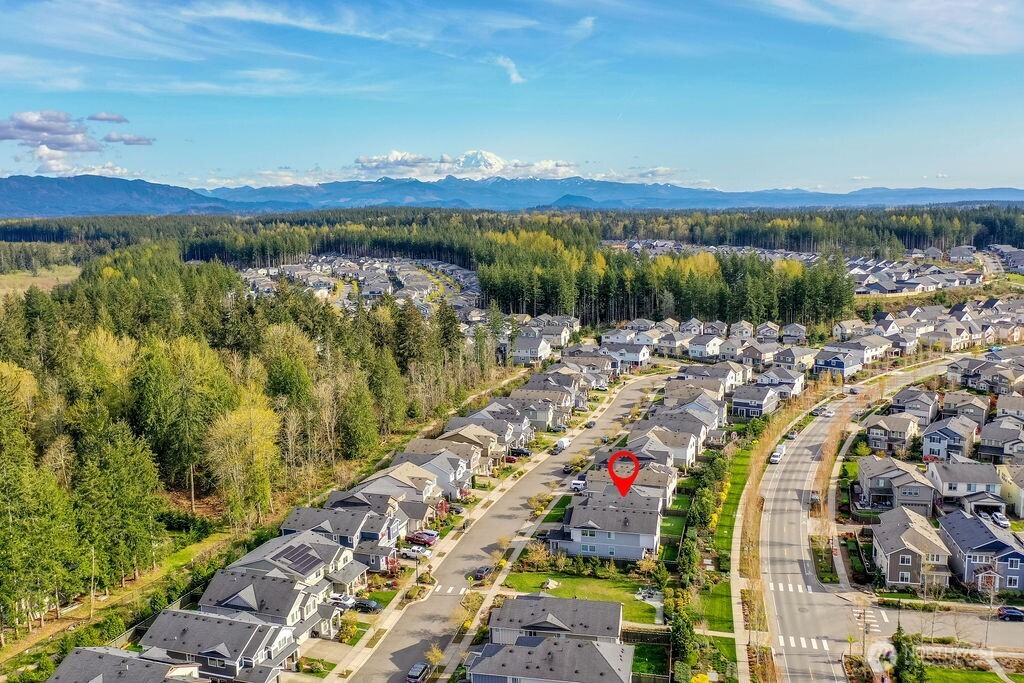 Black Diamond, Washington, 98010, United States, 4 Bedrooms Bedrooms, ,3 BathroomsBathrooms,Residential,For Sale,1777574