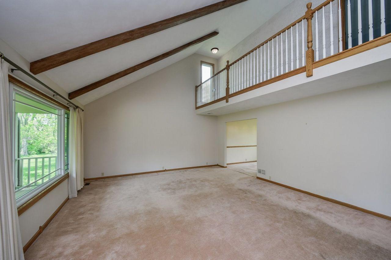 Oswego, Illinois, 60543, United States, 4 Bedrooms Bedrooms, ,3 BathroomsBathrooms,Residential,For Sale,1827173