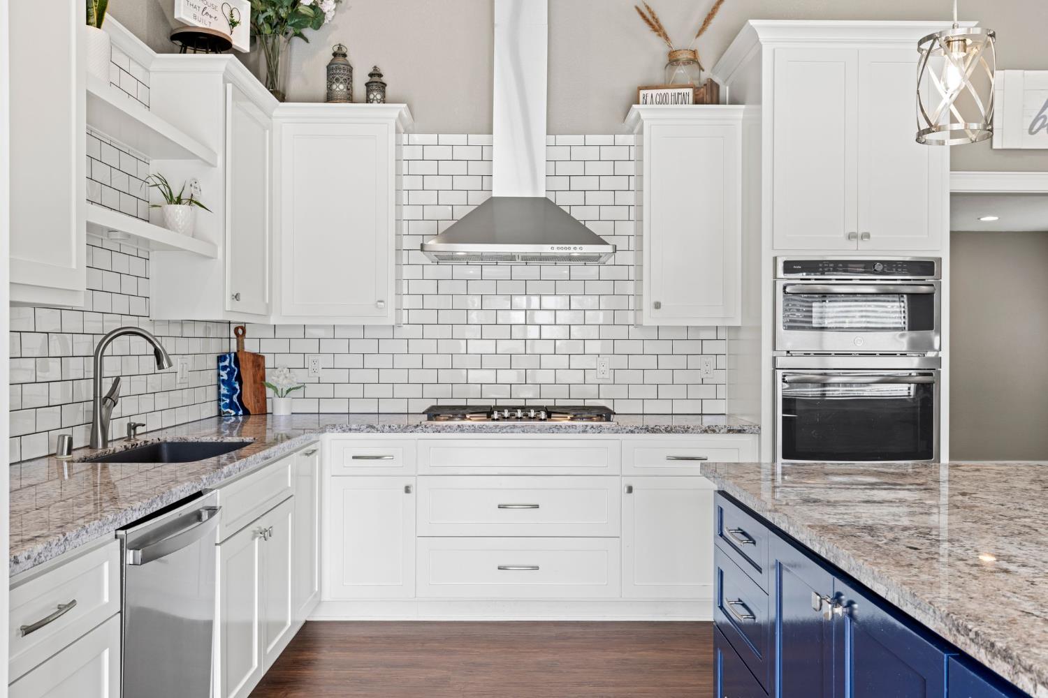 Auburn, California, 95603, United States, 3 Bedrooms Bedrooms, ,2 BathroomsBathrooms,Residential,For Sale,1956698