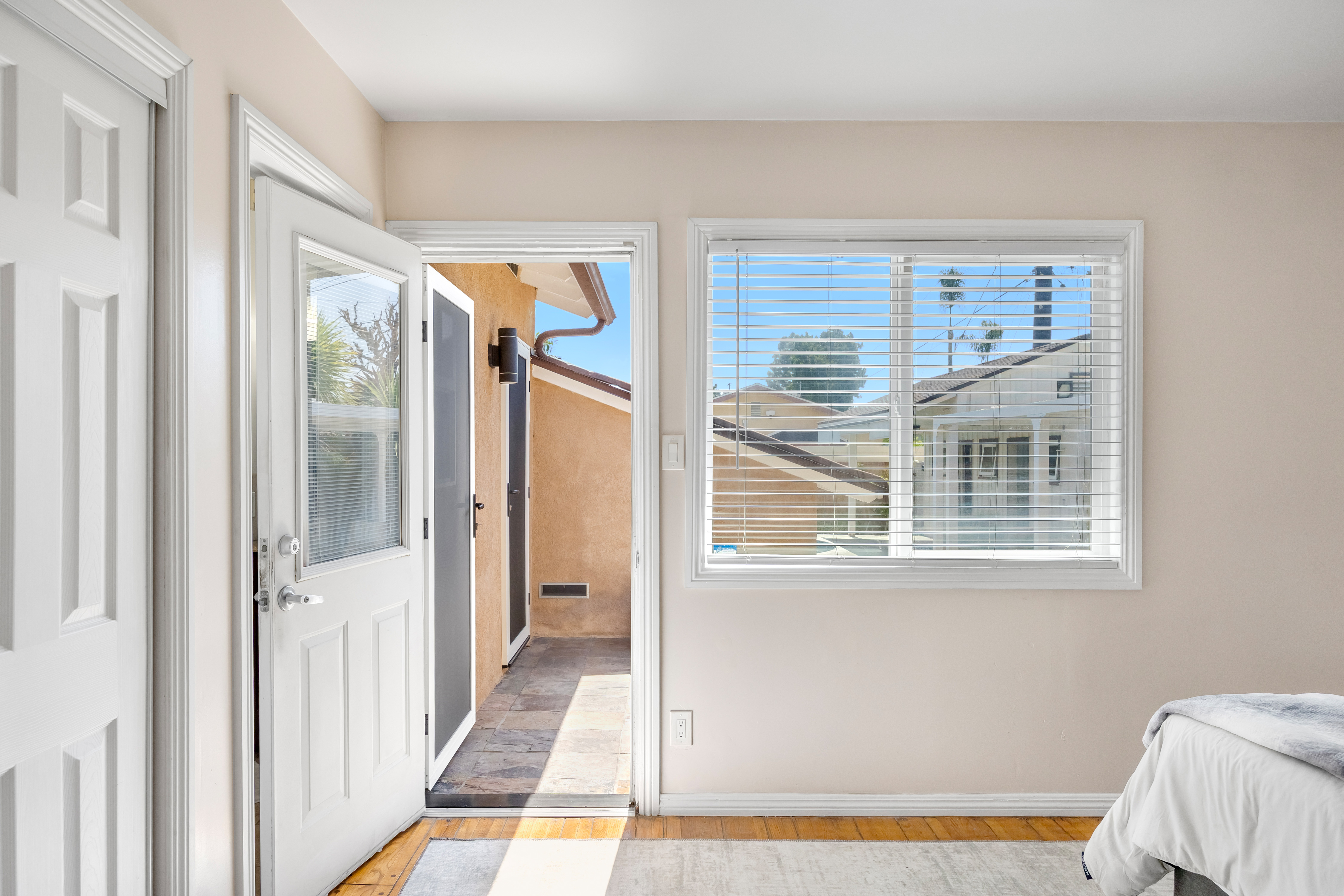  9388 Bigby Street, Downey, CA 90241 - 物件實景