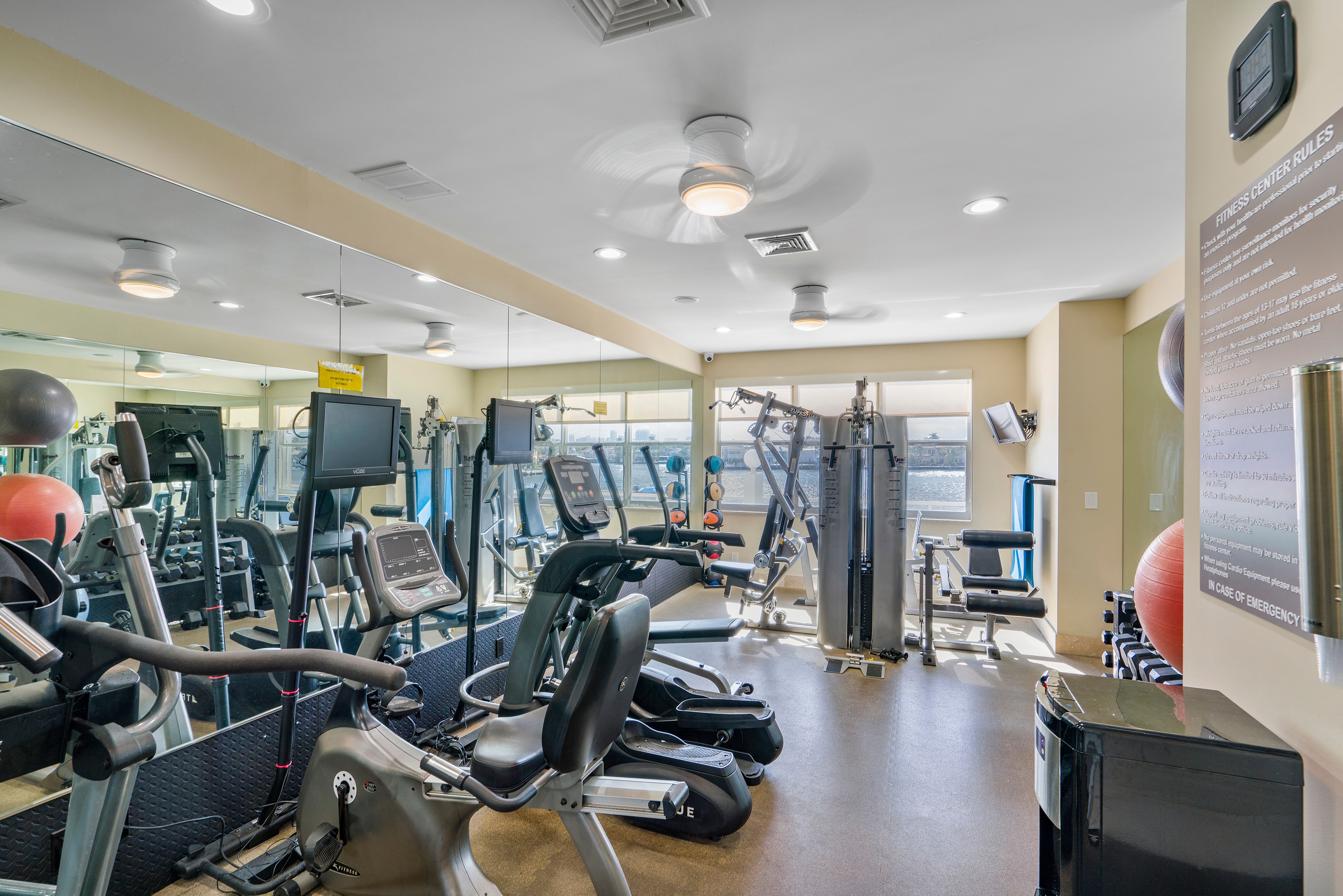 511 Bayshore Drive, Fort Lauderdale, FL, 33304 - 物件實景