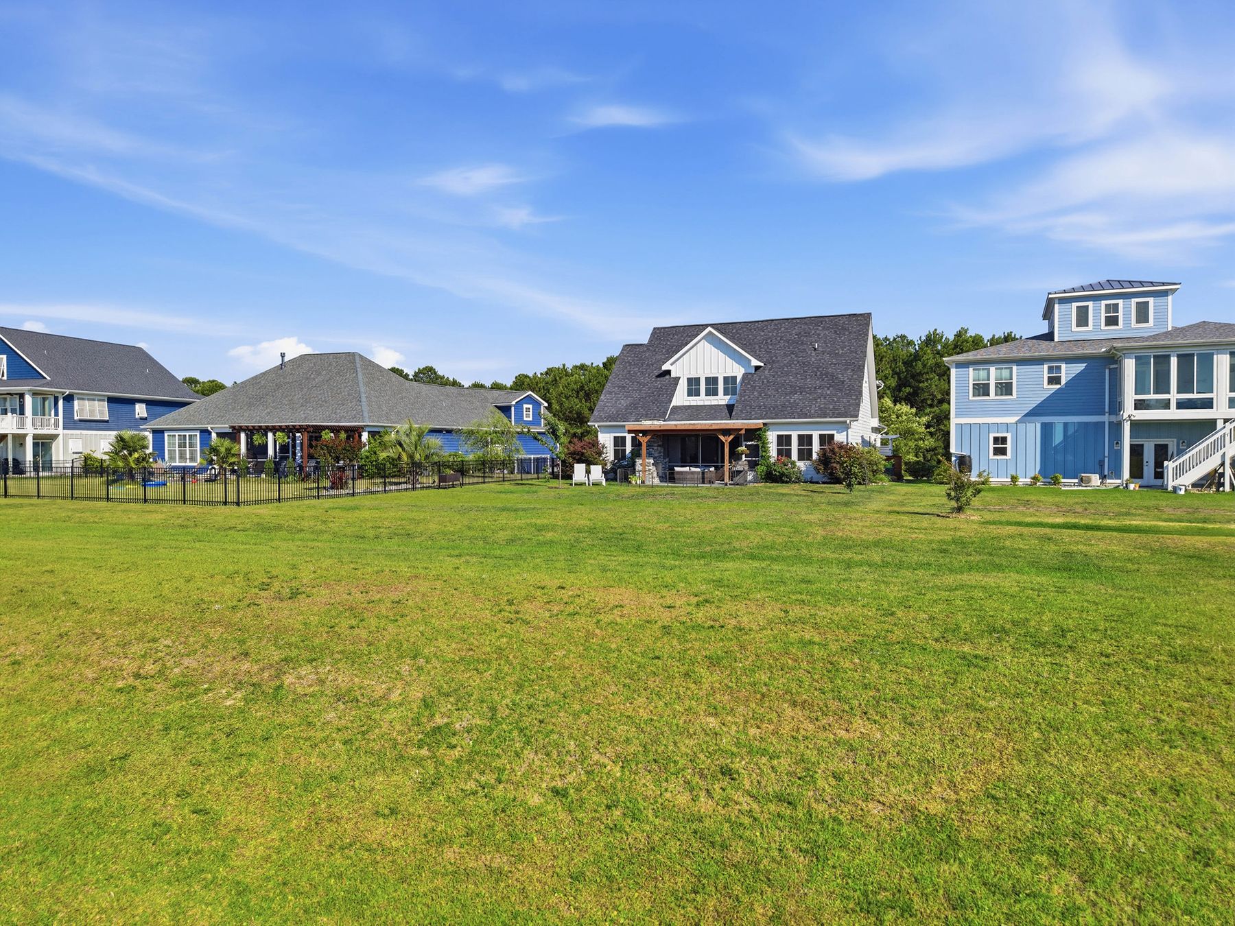  331 Spicer Lake Drive, Holly Ridge, NC 28445 - 物件實景