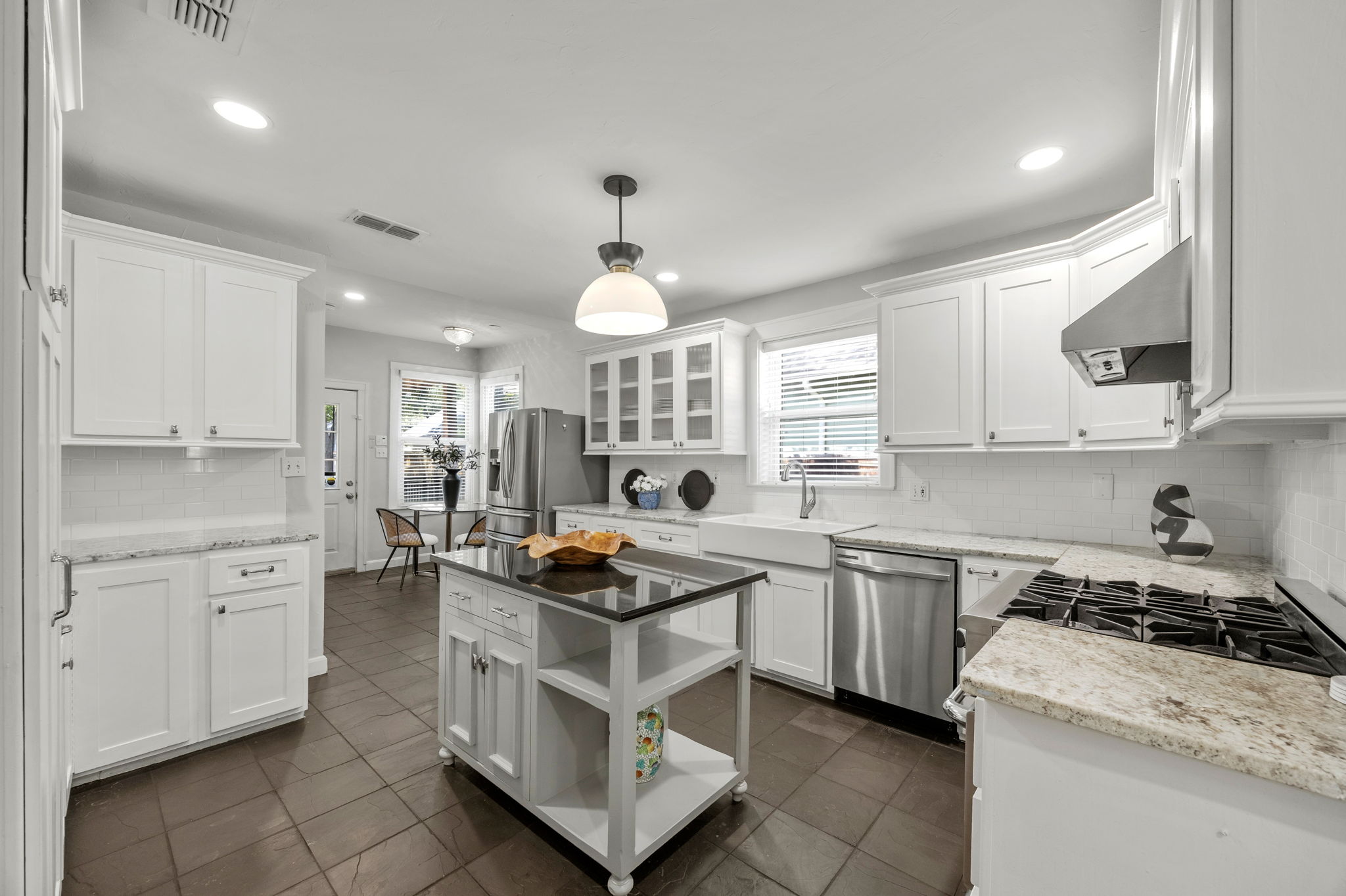  5326 Vickery Boulevard - 物件實景