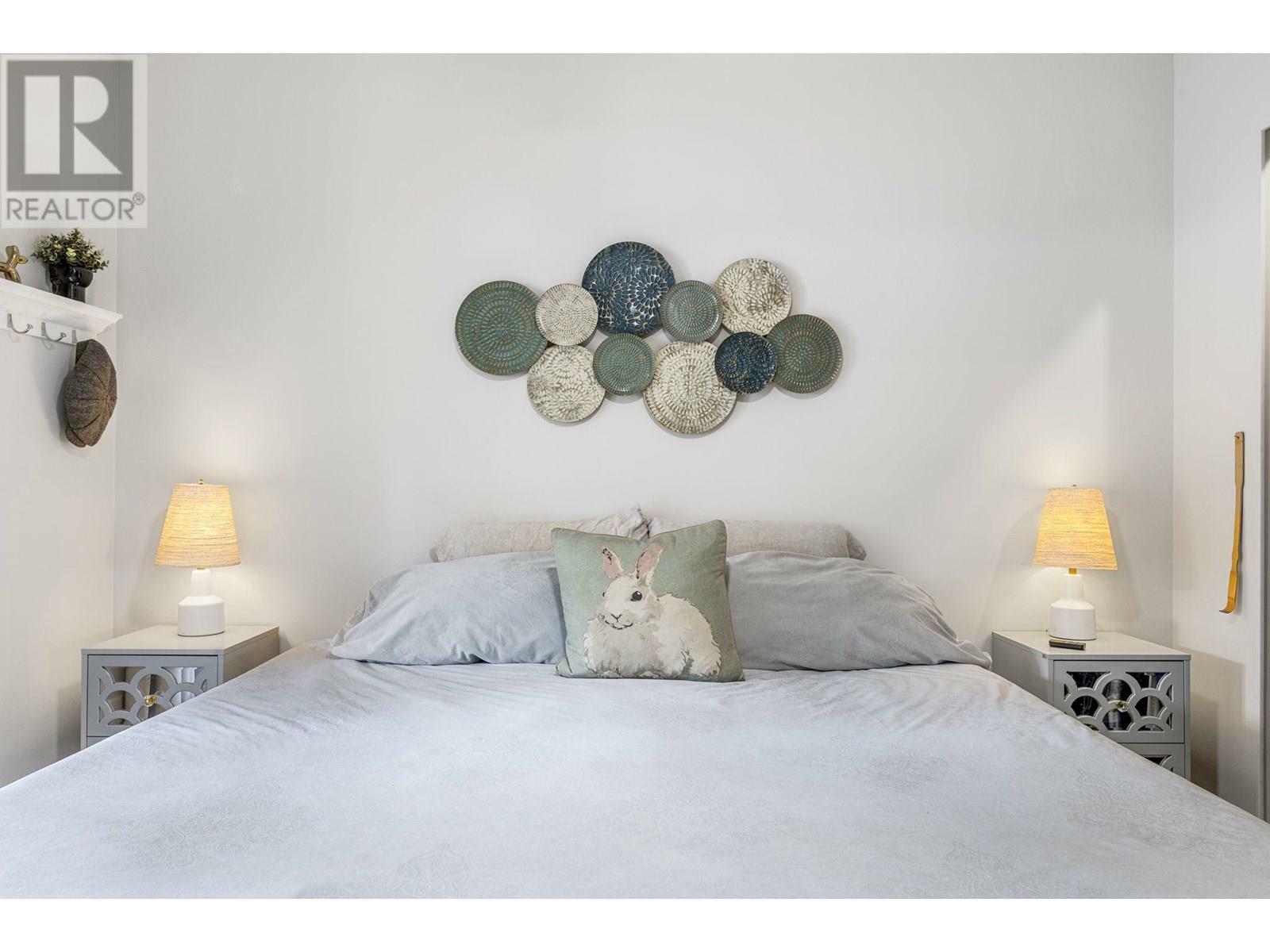 PENTICTON, British Columbia, V2A 1A7, CA, 6 Bedrooms Bedrooms, ,4 BathroomsBathrooms,Residential,For Sale,1859946