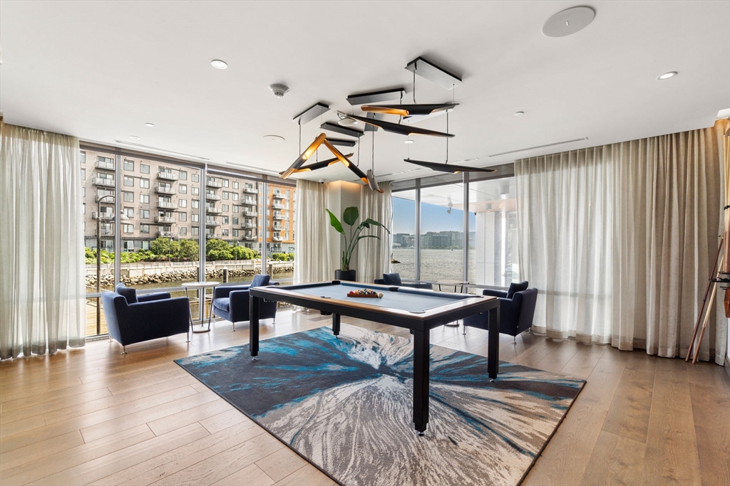 Boston, Massachusetts, 02128, United States, 1 Bedroom Bedrooms, ,1 BathroomBathrooms,Residential,For Sale,1865592