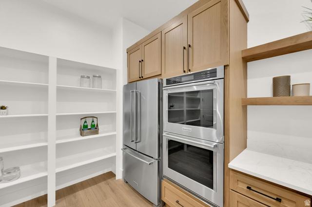 Riverton, Utah, 84065, United States, 7 Bedrooms Bedrooms, ,4 BathroomsBathrooms,Residential,For Sale,1977037