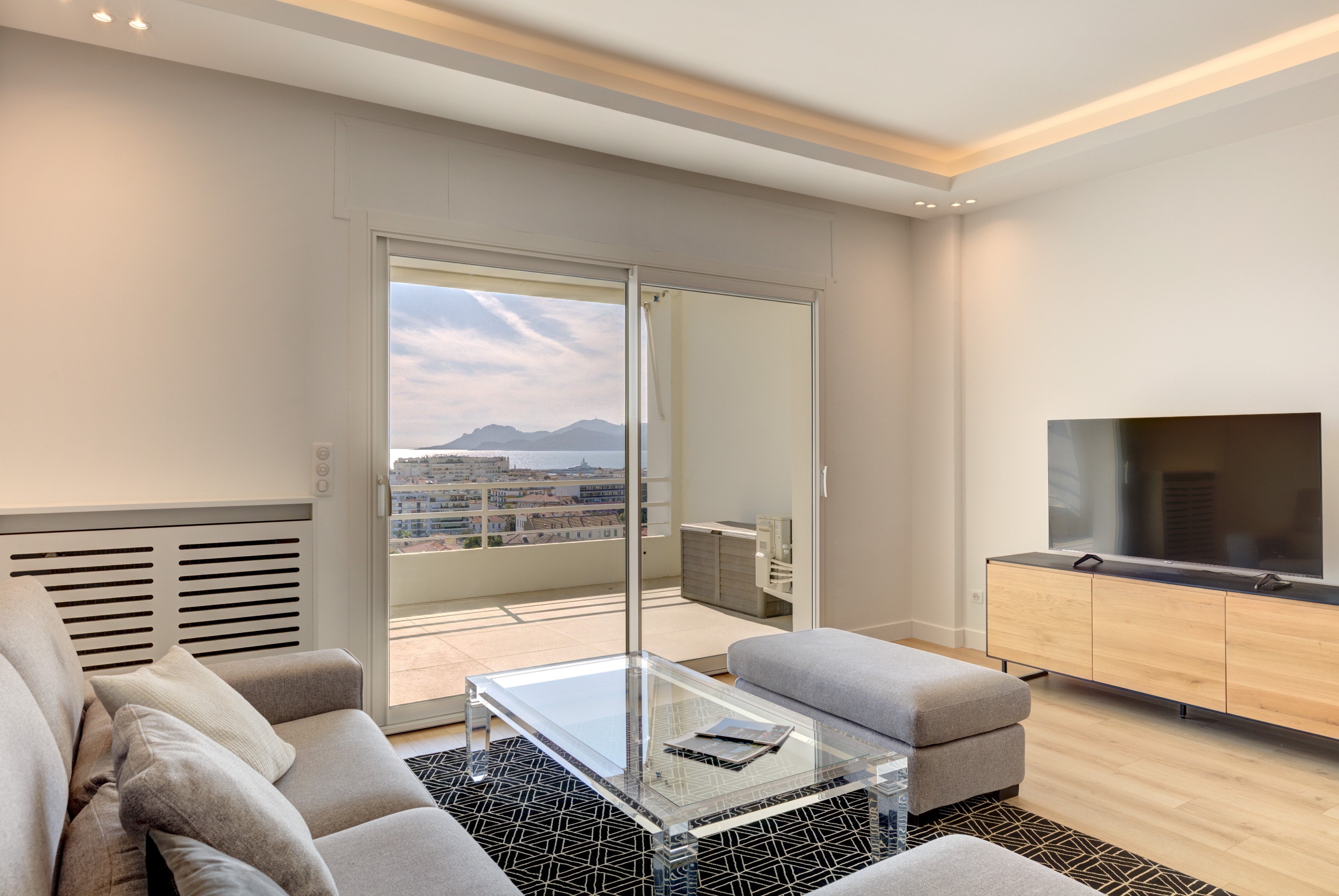  78 sqm apartment with panoramic sea view and terrace in Cannes Montfleury - 物件實景