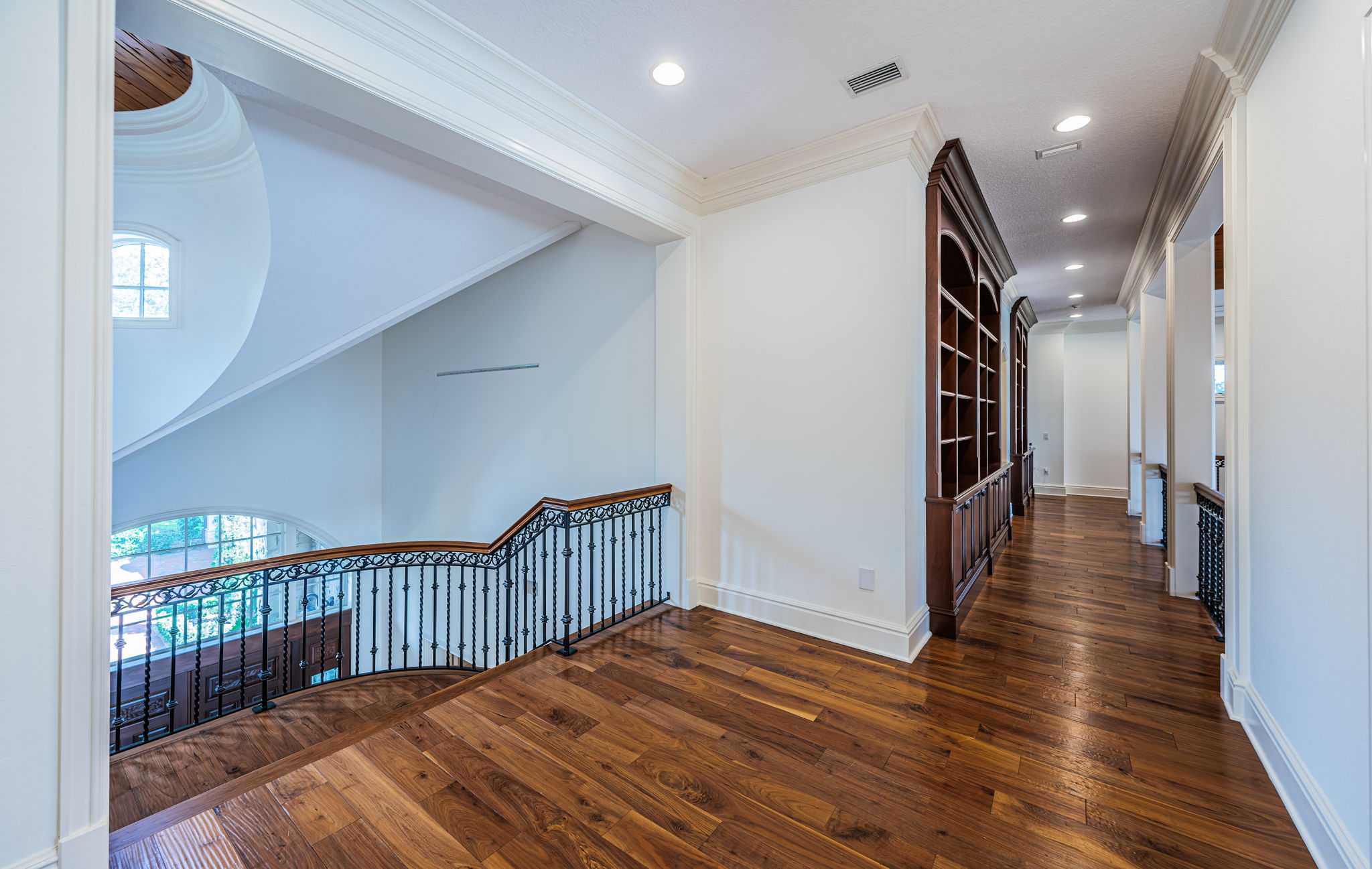 118 Harbor View Lane, Belleair Bluffs, Florida, 33770, United States, 5 Bedrooms Bedrooms, ,6 BathroomsBathrooms,Residential,For Sale,118 Harbor View Lane,1689192