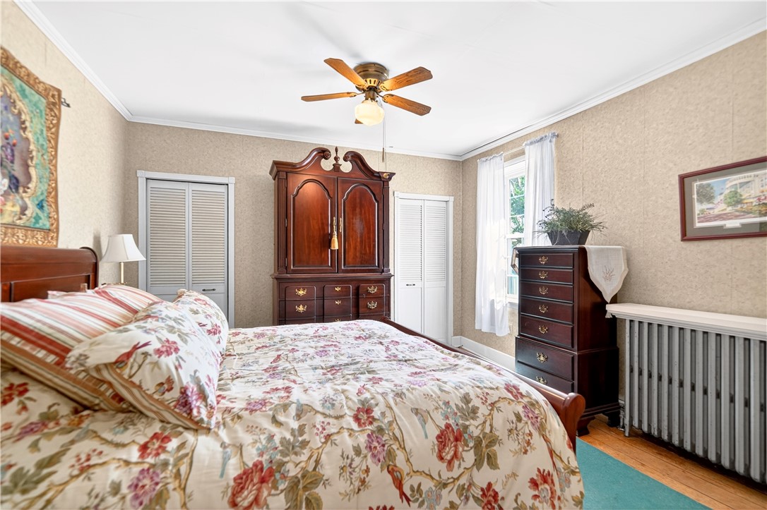 Scenery Hill, Pennsylvania, 15360, United States, 4 Bedrooms Bedrooms, ,2 BathroomsBathrooms,Residential,For Sale,2044071