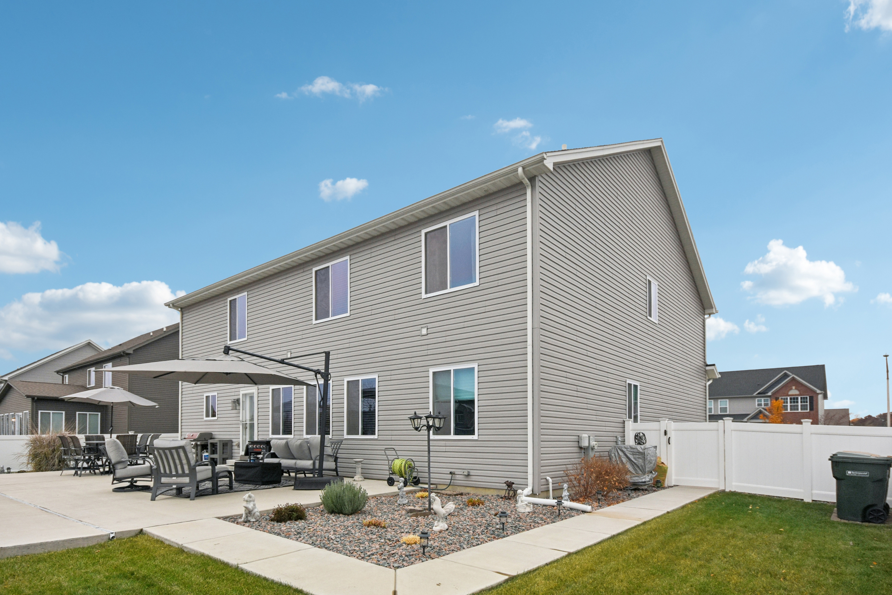 Channahon, Illinois, 60410, United States, 4 Bedrooms Bedrooms, ,3 BathroomsBathrooms,Residential,For Sale,1996655