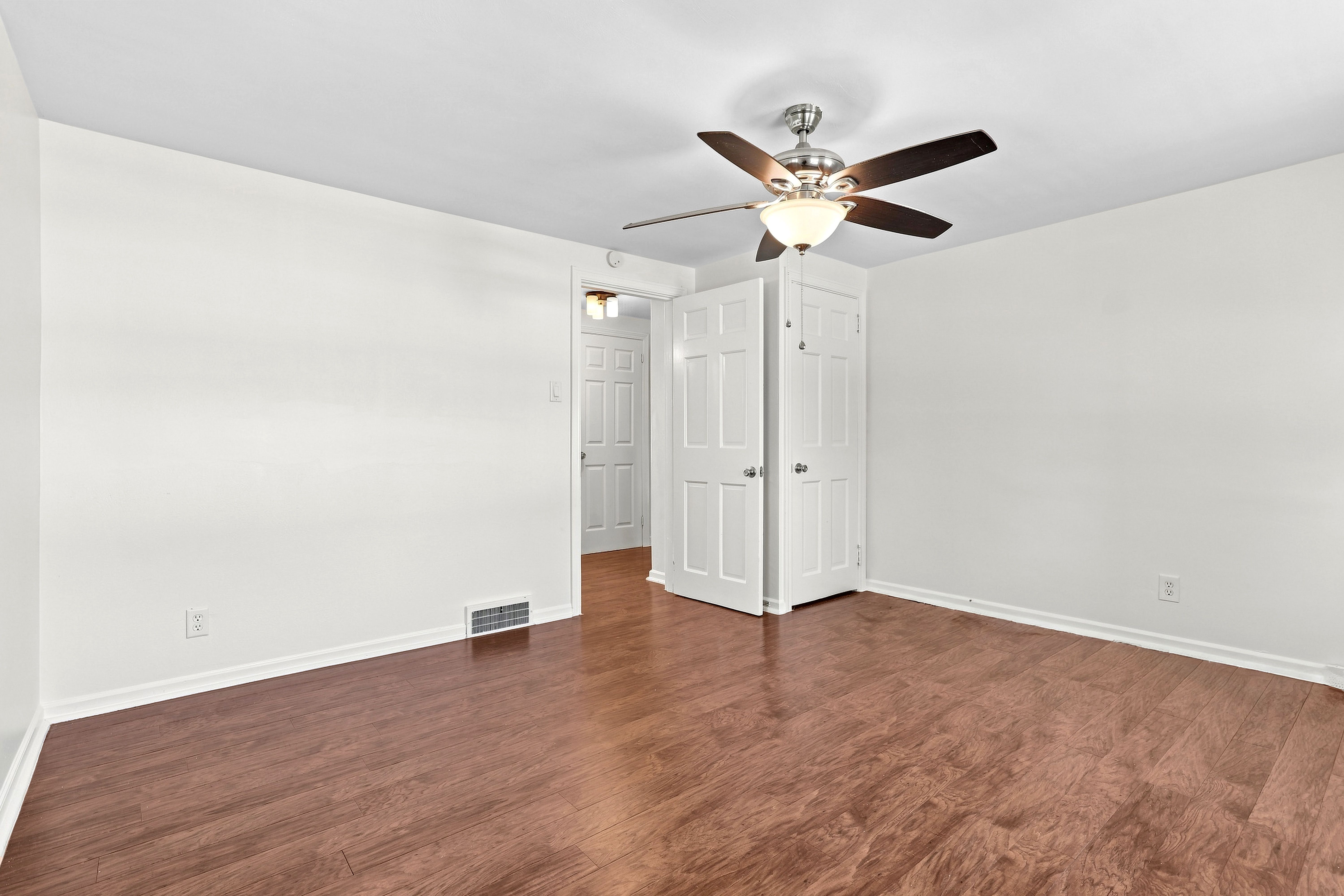  705 Greenlee Road, Whitehall, PA 15227 - 物件實景