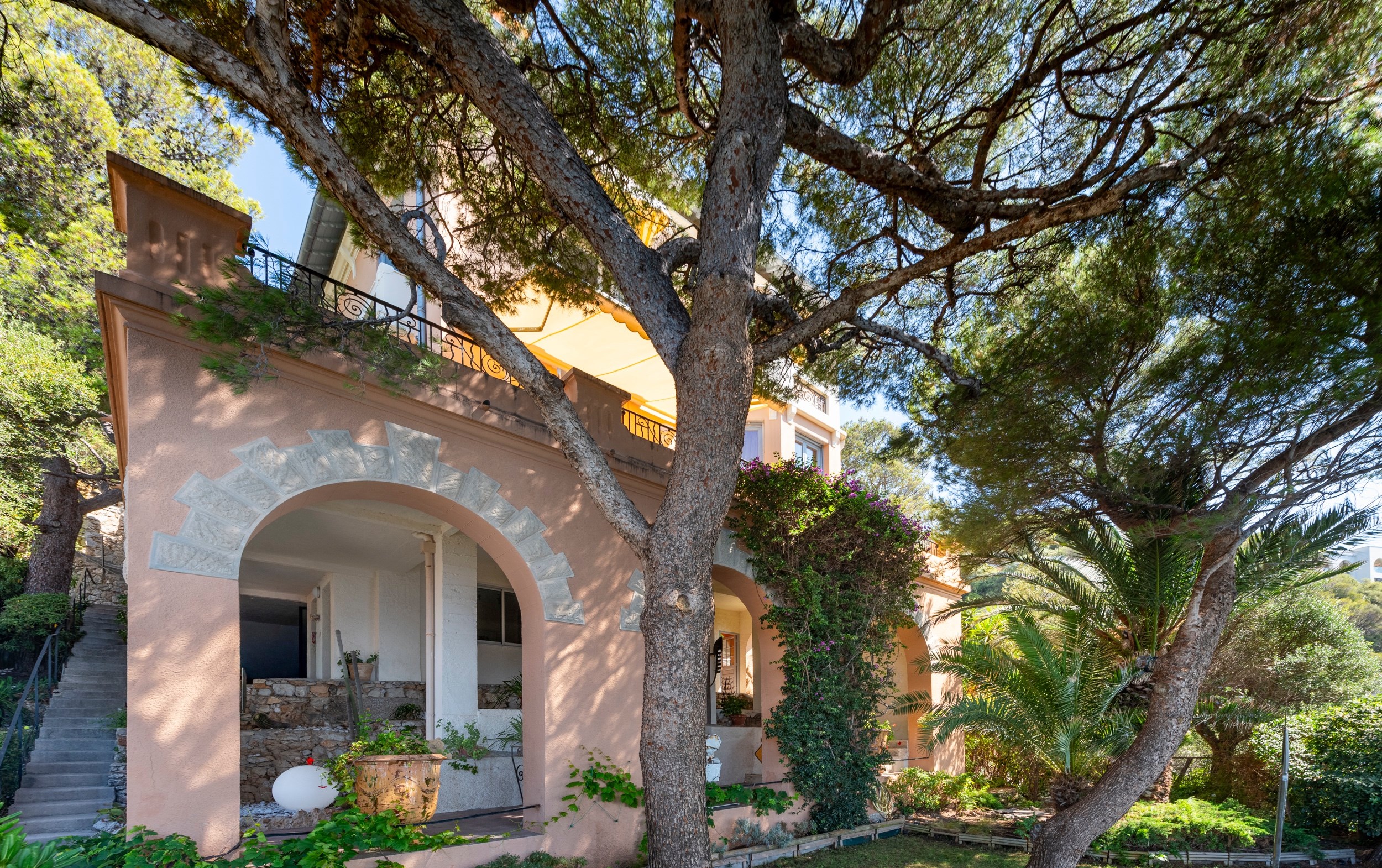  CAP DE NICE – EXCEPTIONAL WATERFRONT VILLA – DIRECT ACCESS TO THE SEA - 物件實景