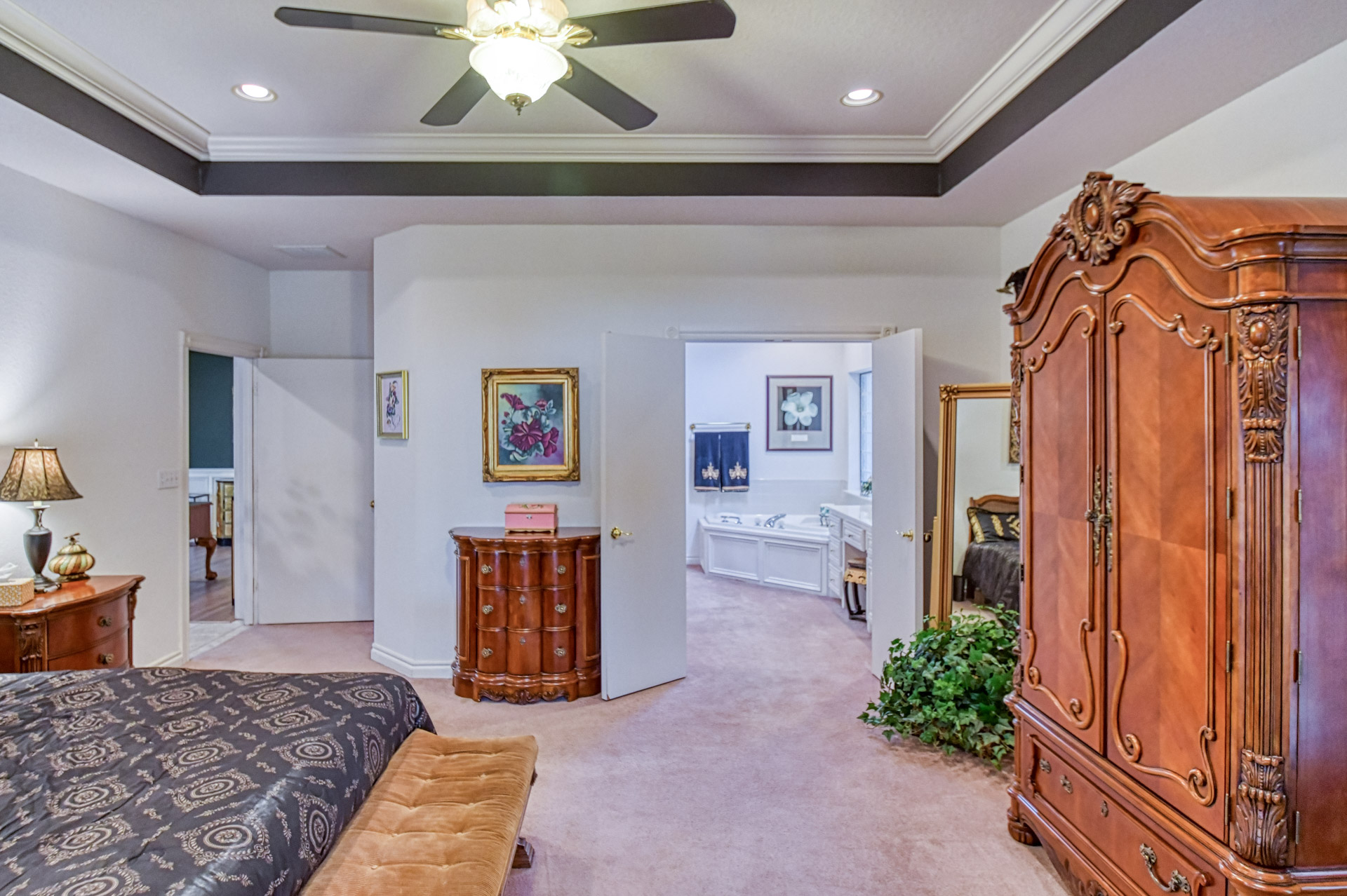 Norman, Oklahoma, 73072, United States, 4 Bedrooms Bedrooms, ,3 BathroomsBathrooms,Residential,For Sale,1967974