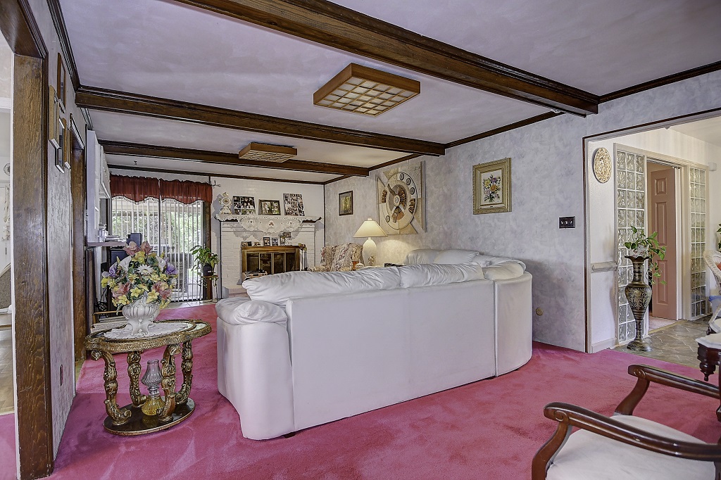 Norfolk, Virginia, 23502, United States, 4 Bedrooms Bedrooms, ,4 BathroomsBathrooms,Residential,For Sale,1974542