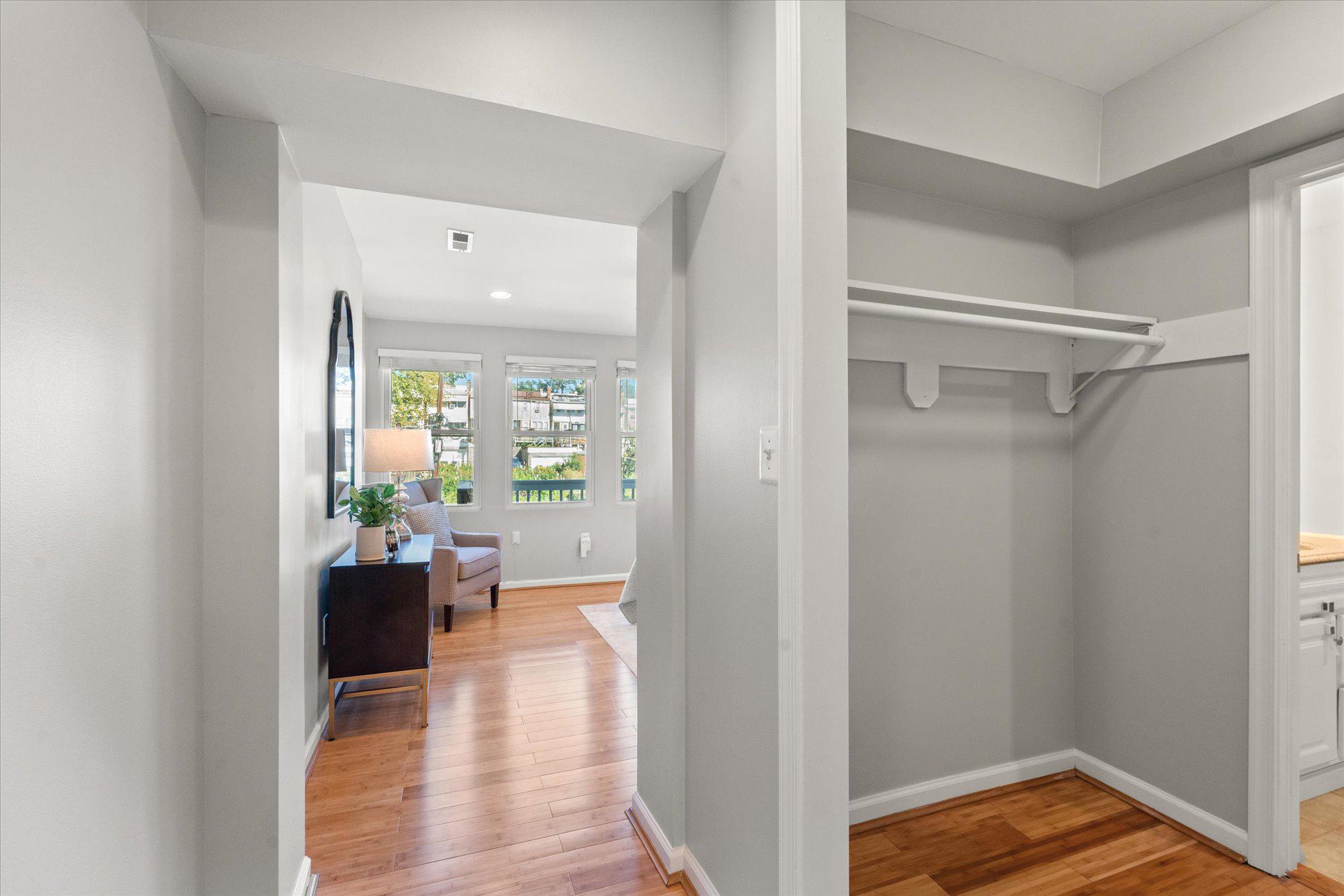  733 Hamilton Street NW, Washington, DC, 20011 - 物件實景