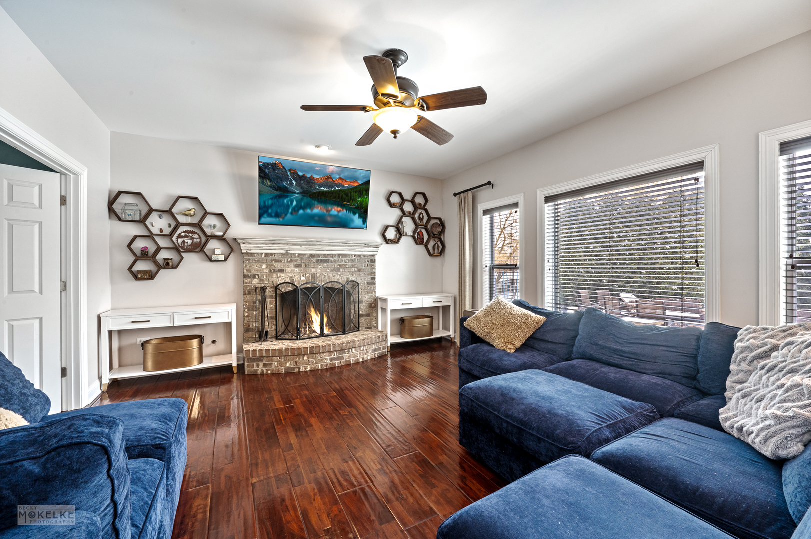Plainfield, Illinois, 60585, United States, 4 Bedrooms Bedrooms, ,5 BathroomsBathrooms,Residential,For Sale,1911261