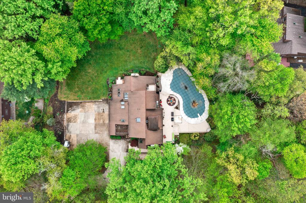 Wrightstown, New Jersey, 08562, United States, 5 Bedrooms Bedrooms, ,4 BathroomsBathrooms,Residential,For Sale,2048850