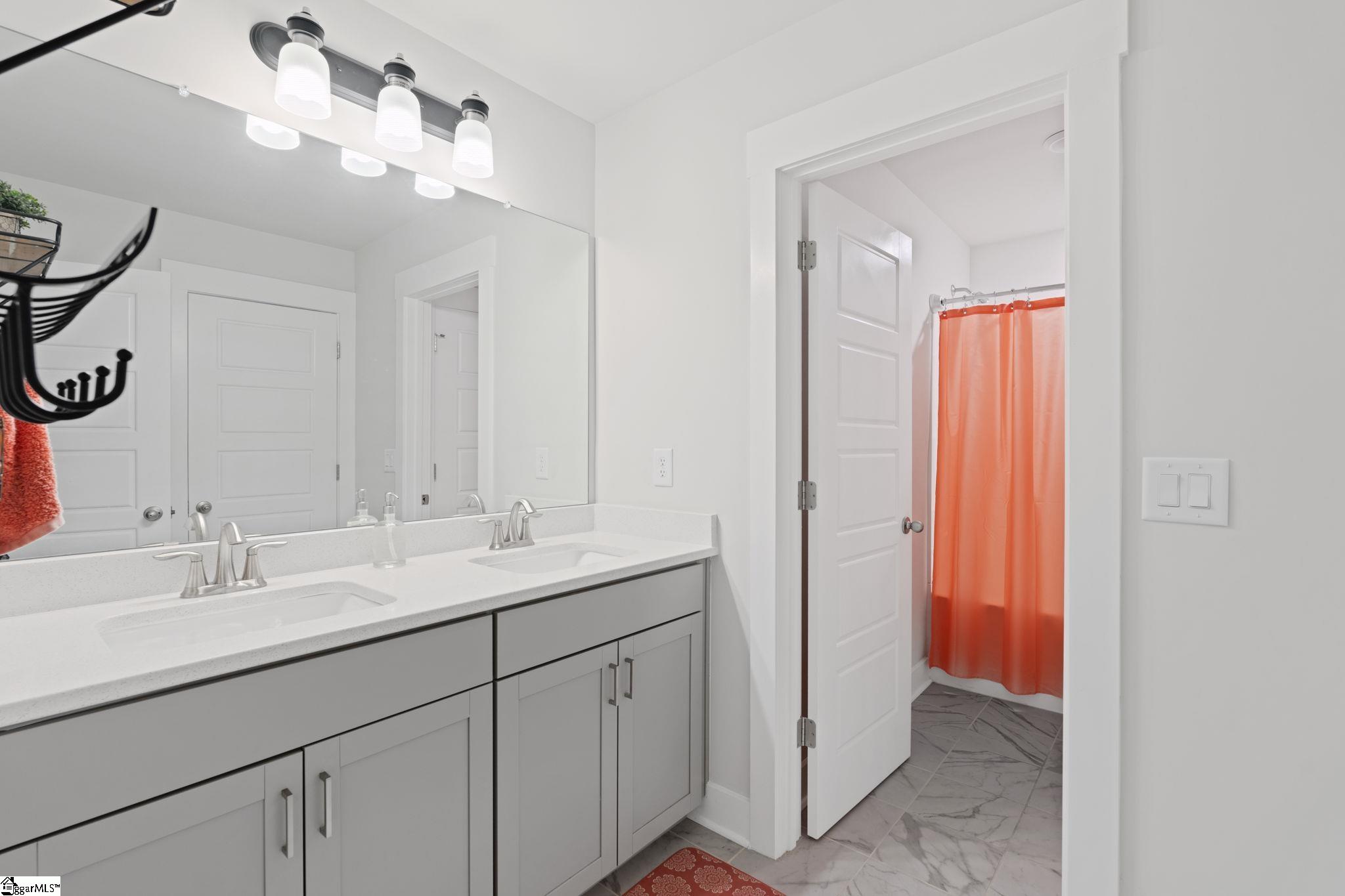 Belton, South Carolina, 29627, United States, 5 Bedrooms Bedrooms, ,4 BathroomsBathrooms,Residential,For Sale,1901180