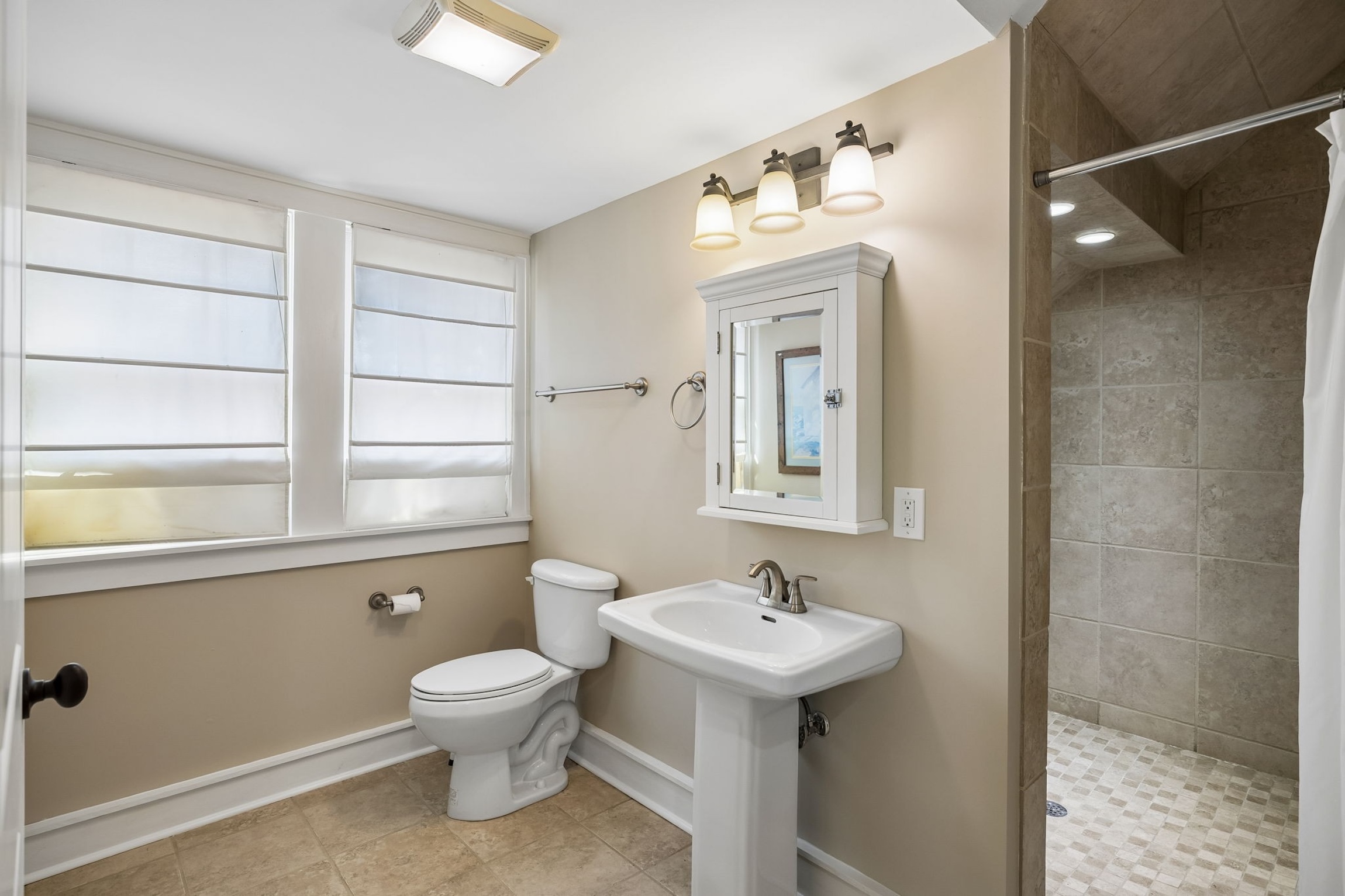  611 Fatherland St, Nashville, TN, 37206 - 物件實景