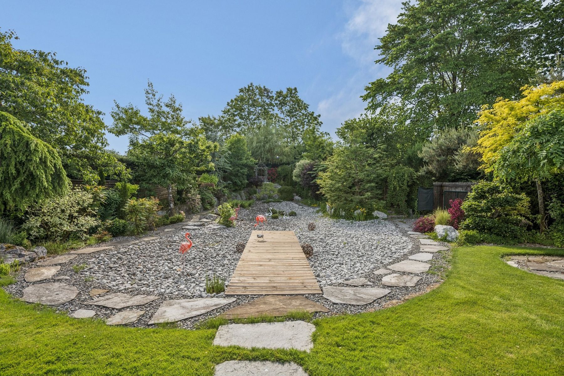  Exceptional 8-room residence with wooded grounds and swimming pool in Montprevey - 物件實景