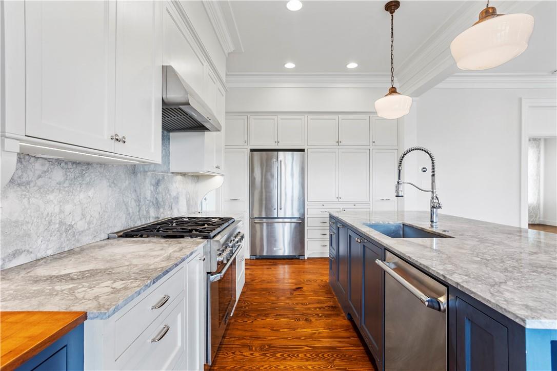 Lake Charles, Louisiana, 70601, United States, 4 Bedrooms Bedrooms, ,4 BathroomsBathrooms,Residential,For Sale,1980566