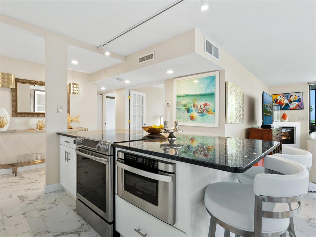 Sarasota, Florida, 34236, United States, 2 Bedrooms Bedrooms, ,2 BathroomsBathrooms,Residential,For Sale,1839874
