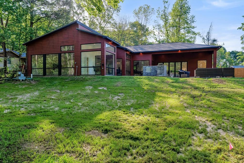 Conroe, Texas, 77303, United States, 3 Bedrooms Bedrooms, ,4 BathroomsBathrooms,Residential,For Sale,1976413