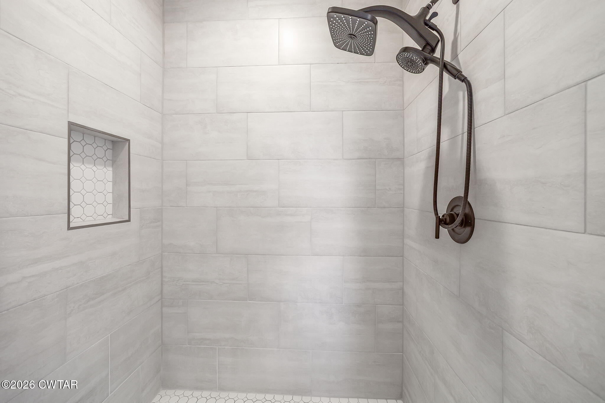 Jackson, Tennessee, 38305, United States, 5 Bedrooms Bedrooms, ,4 BathroomsBathrooms,Residential,For Sale,2016388